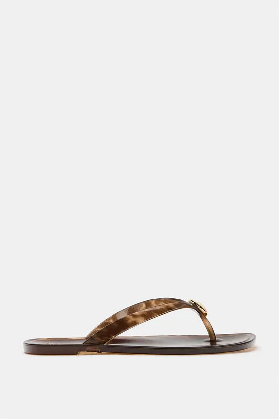 FLAT SANDALS WITH EMBELLISHMENT | Zara US