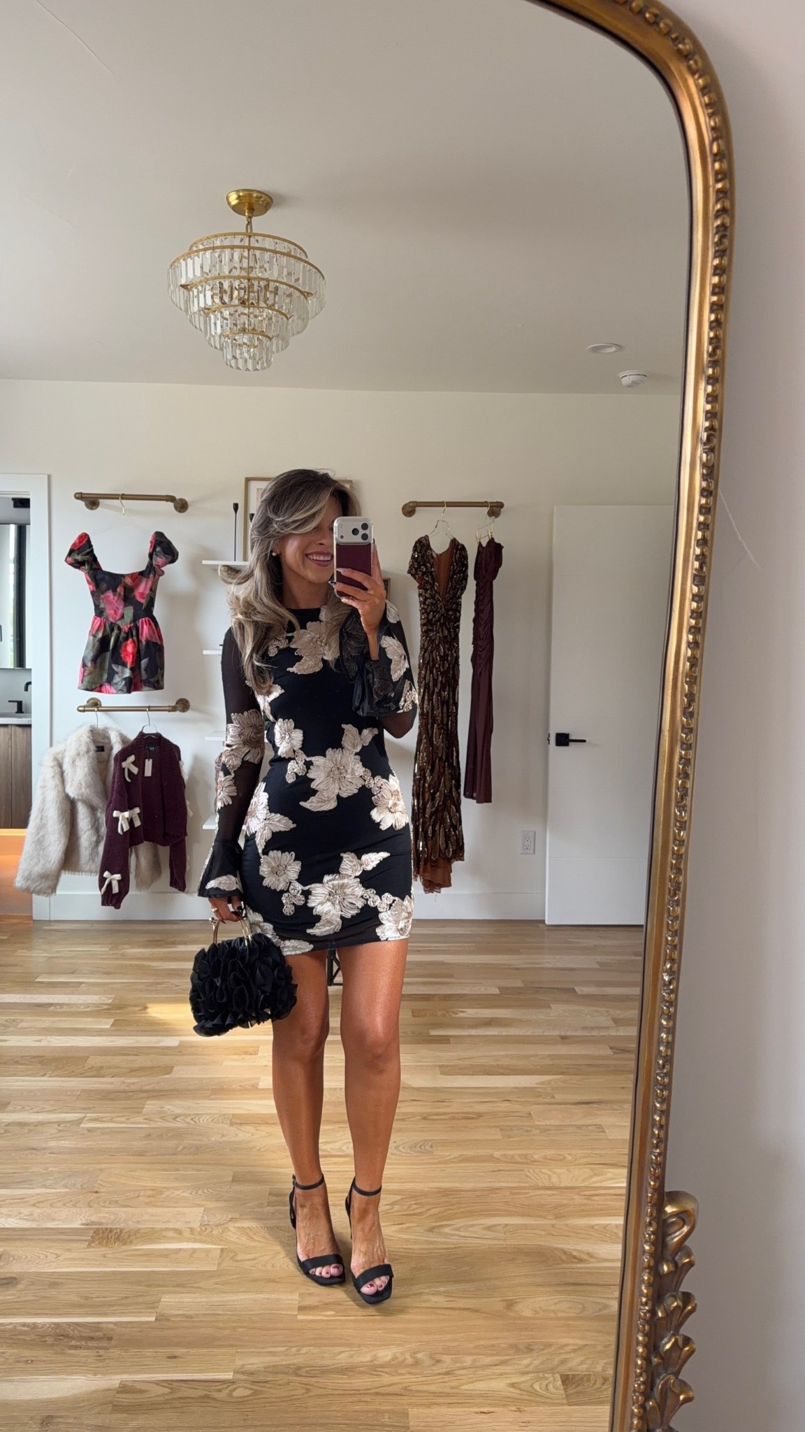 Black long sleeve floral metallic wedding guest and fall event dress from Vici

Vici code: emerson30

Wearing my usual small/2

Wedding guest
Formal event
Long sleeve
Floral metallic
Fall party
Special occasion
Cocktail dress

#LTKWedding #LTKSeasonal #LTKFindsUnder100