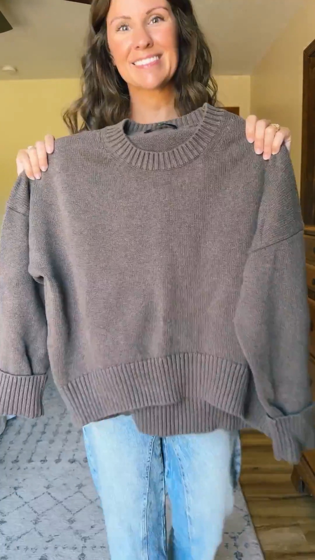 One of my favorite organic cotton sweaters is back in stock! Love this color!

I wear the size small and I own the heather brown and speckled beige color. I’ve had mine for over 3 years and it’s amazing quality🤎🤍 i love the flattering high low hem.
if the chartreuse green comes back in stock I’m ordering it too! 


Size 24 in my jeans and 6 in my clogs

#LTKPetite #LTKSeasonal #LTKgrwm