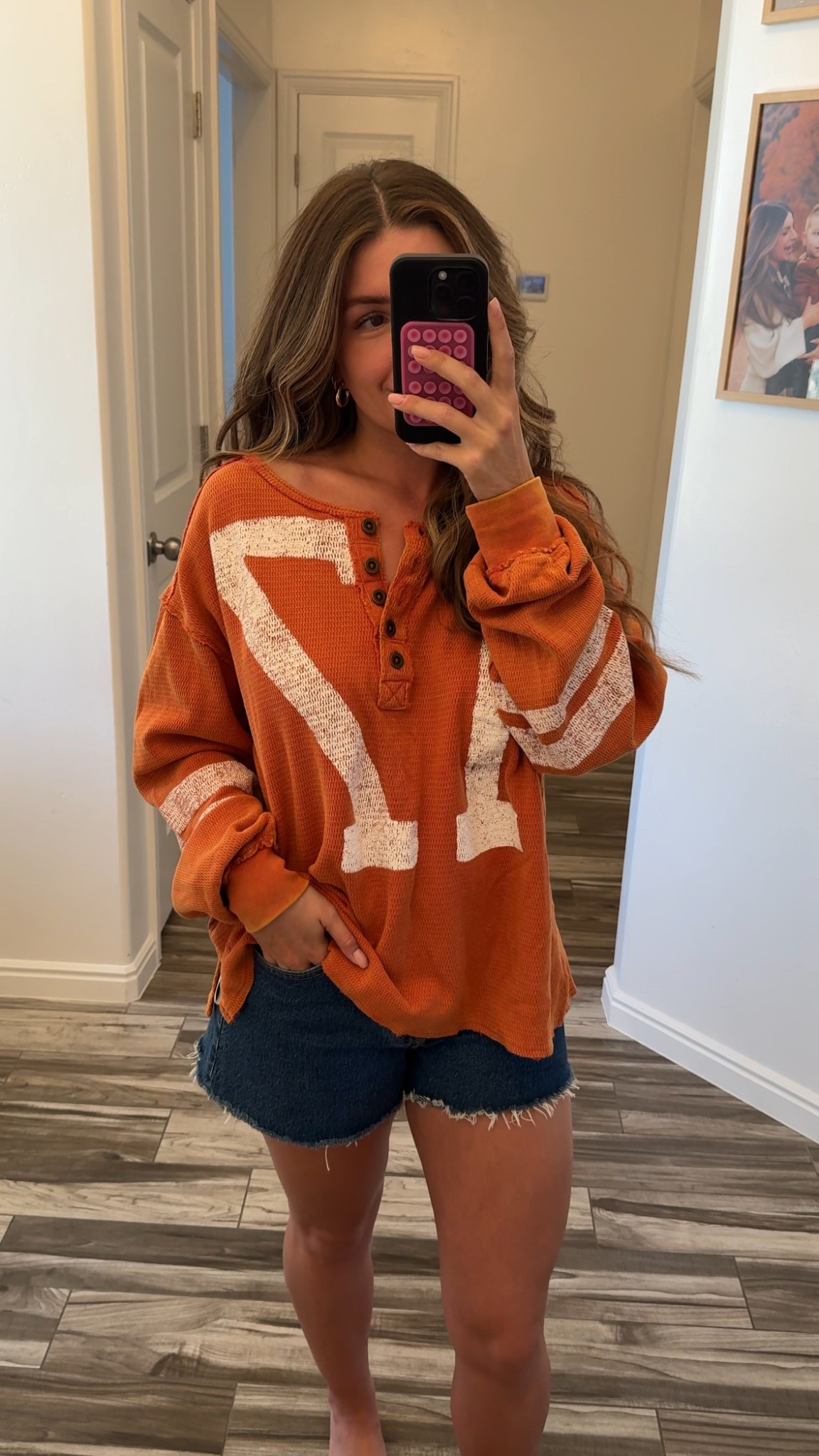 Size xs in free people top 
Size 26 in Abercrombie shorts 