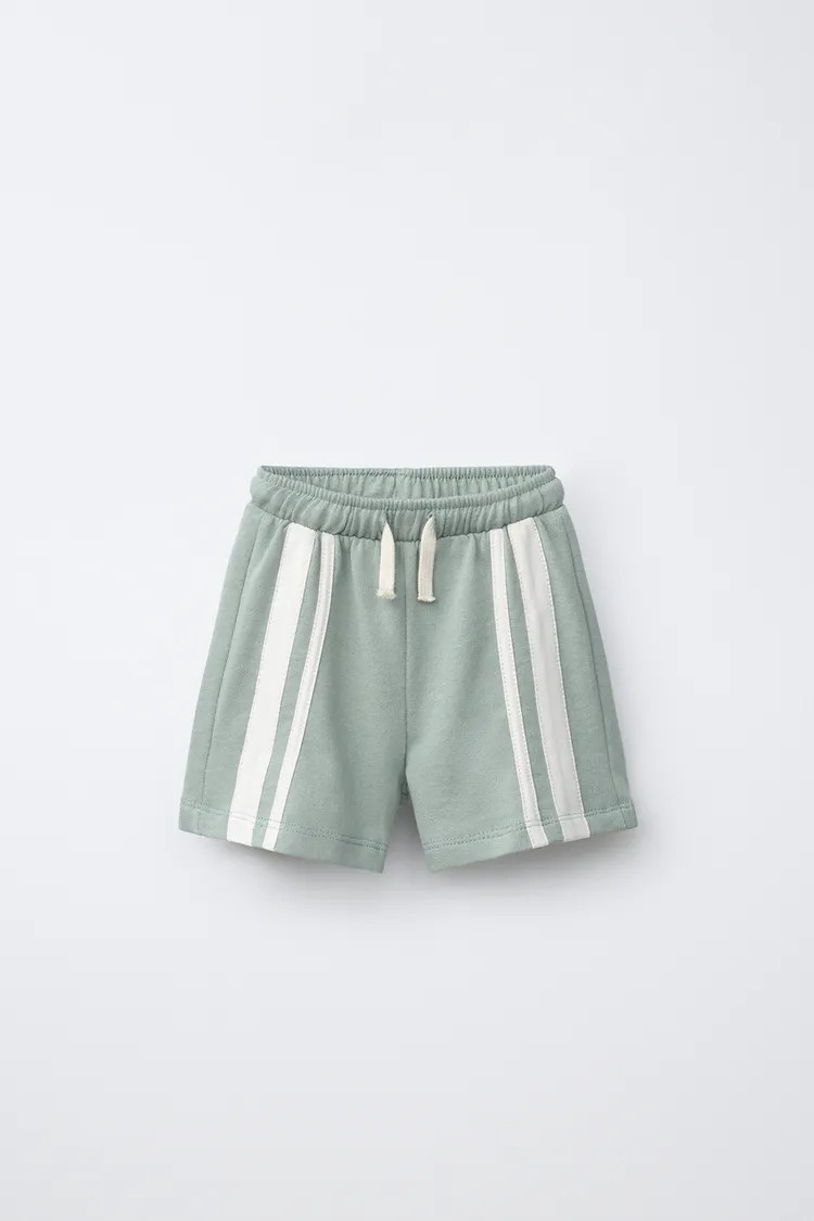 BERMUDASHORTS MIT SEITENSTREIFEN | Zara DE