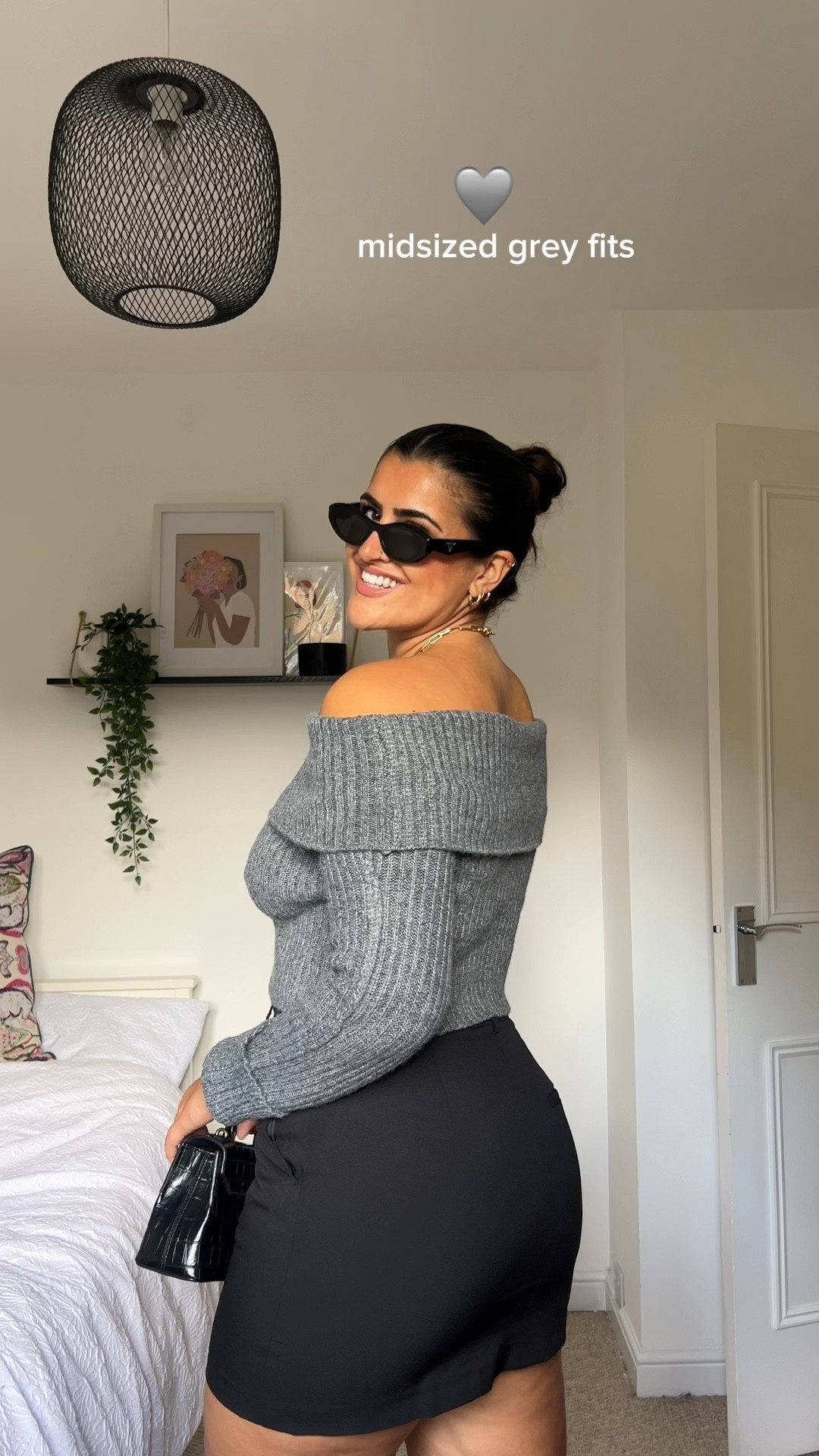 I’m really starting to love grey this autumn 🩶

#LTKfindsunder50 #LTKSeasonal