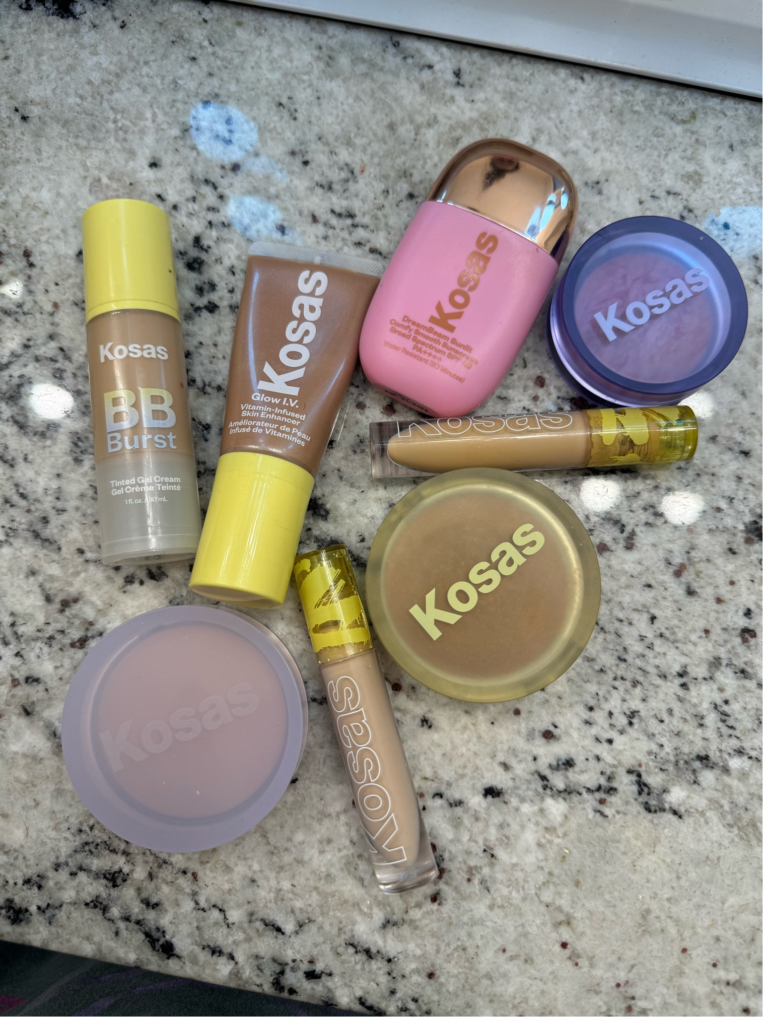 Kosas FAVORITES 💜💚

#LTKBeauty #LTKFindsUnder100 #LTKxNSale