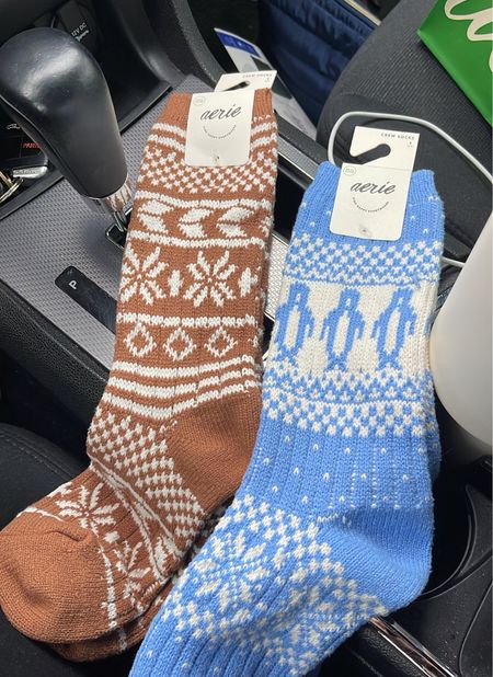 aerie socks are top teir & on sale today 6.95 ! 

#LTKHolidaySale #LTKGiftGuide #LTKSeasonal