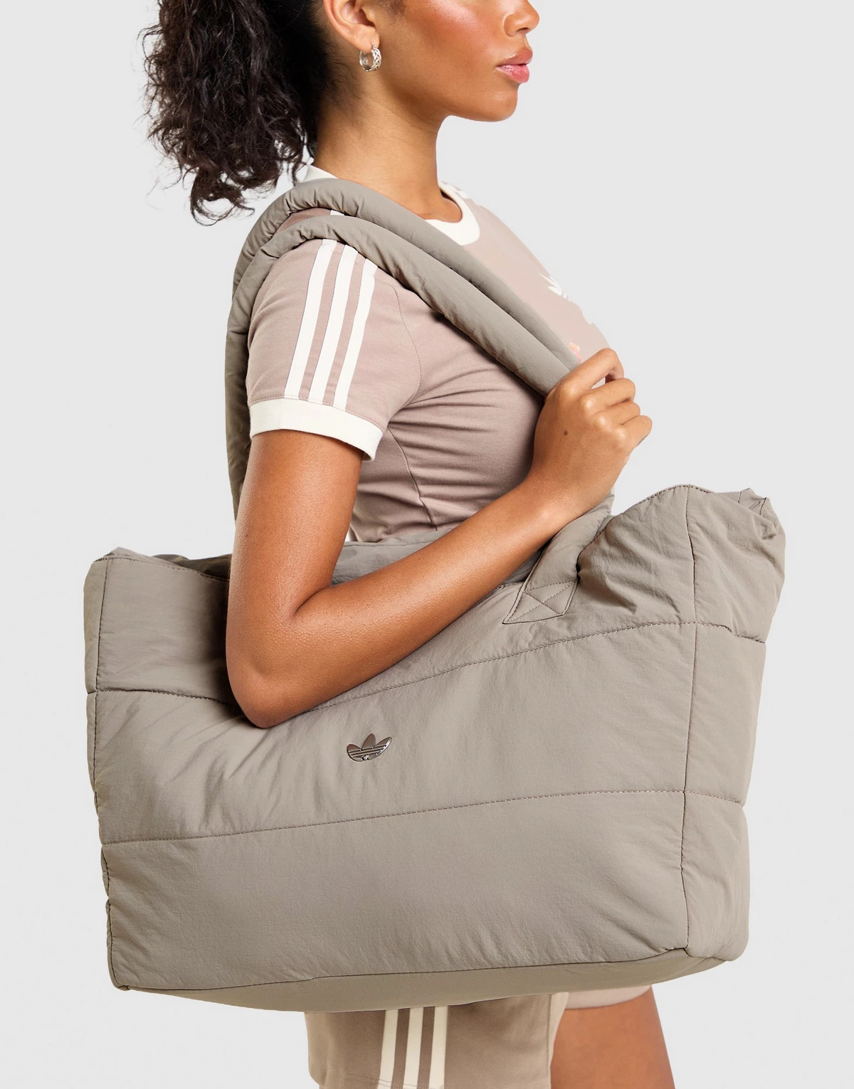 Beige adidas Originals Quilted Nylon Metallic Trefoil Tote Bag | JD Sports UK | JD Sports (UK)