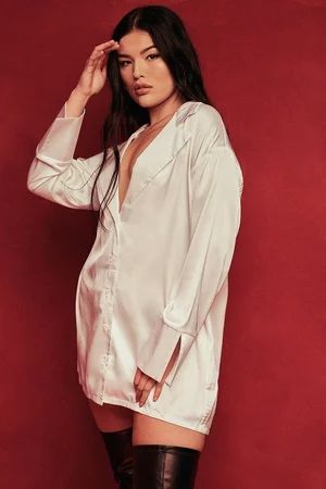 Megan Fox Plus Satin Oversized Blazer Shirt | Boohoo.com (US & CA)