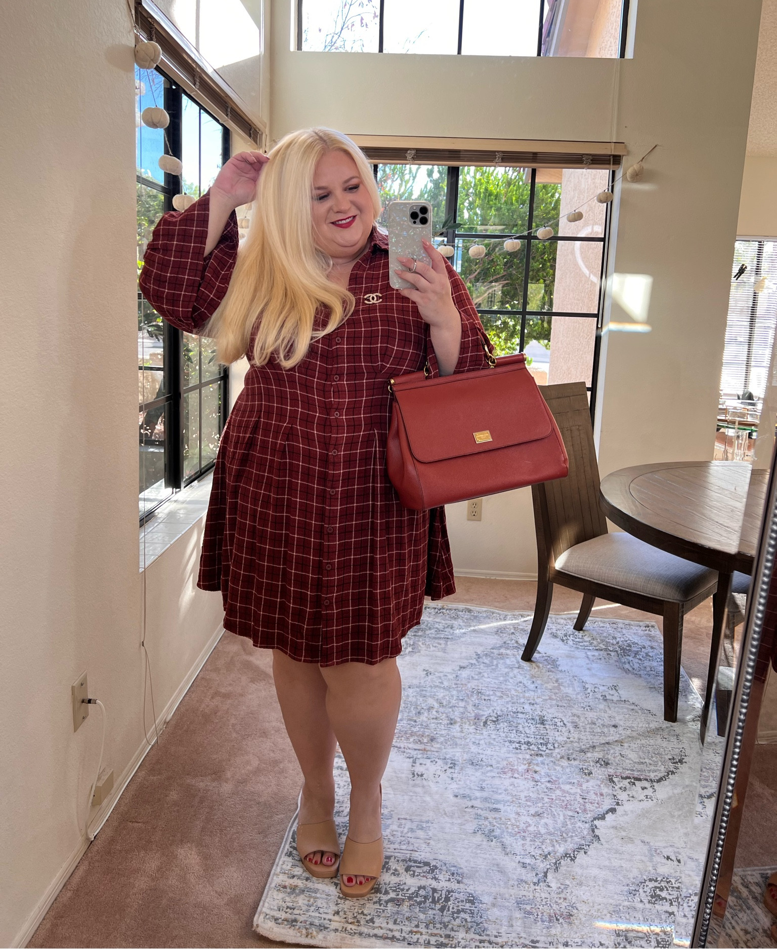 Plus size curvy Fall or thanksgiving dress

Brown gauze dress
Comfortable dress
Window pane style
Plaid dress


#LTKsalealert #LTKcurves #LTKHoliday