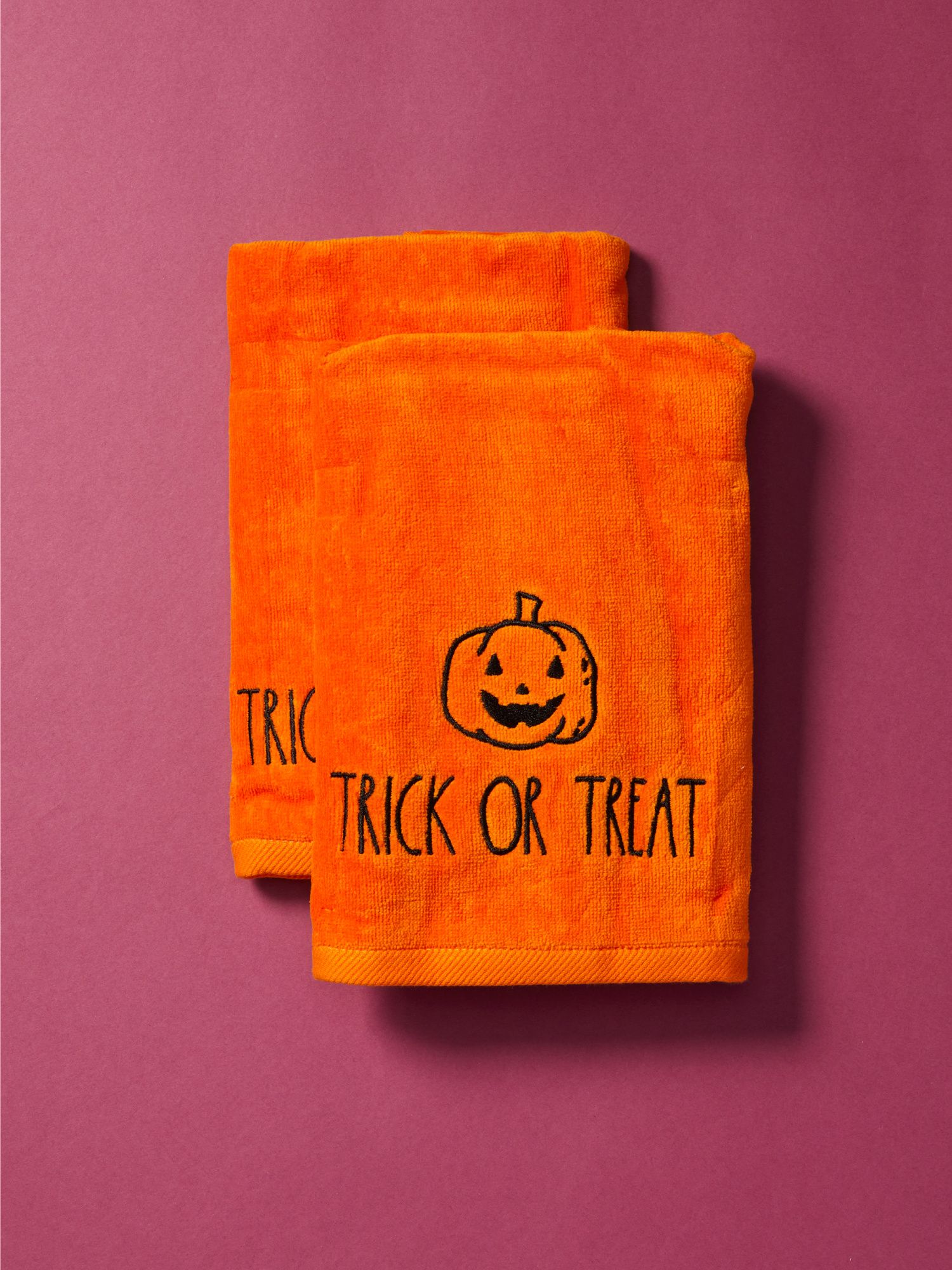 2pk 18x28 Trick Or Treat Pumpkin Hand Towels | Halloween | HomeGoods | HomeGoods