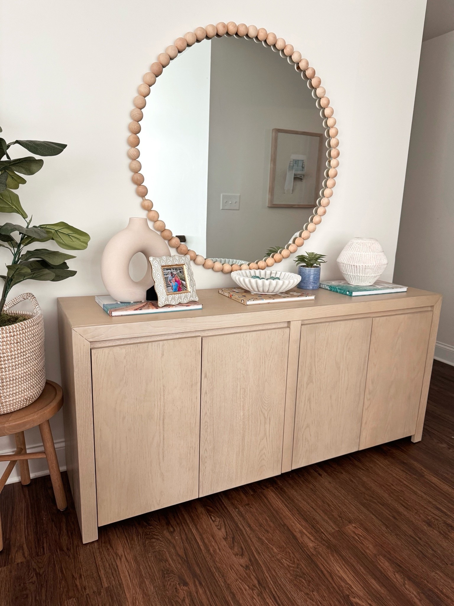 White Oak Credenza (linking several in stock) 🩷

Buffet consoles, credenza, home decor

#LTKootd #LTKSaleAlert #LTKHome