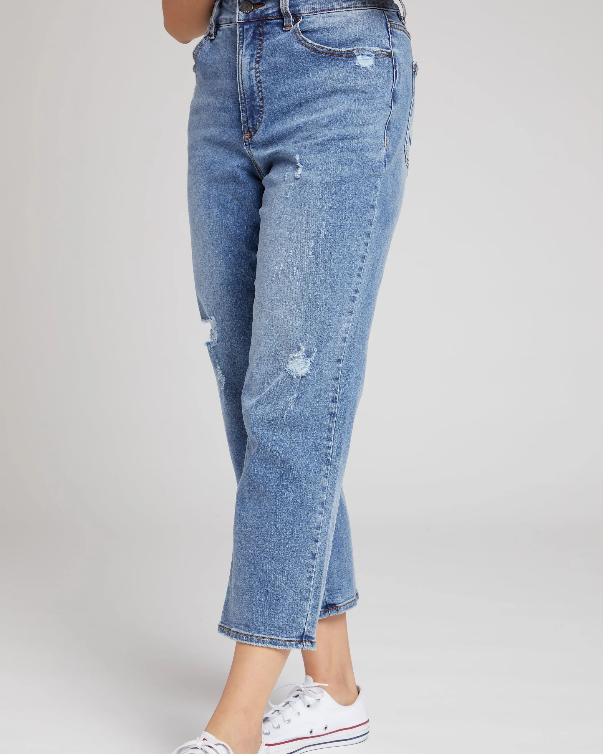Donna High Rise Curve Straight Leg Jeans 27 Inch
   Distressed Indigo | Universal Standard