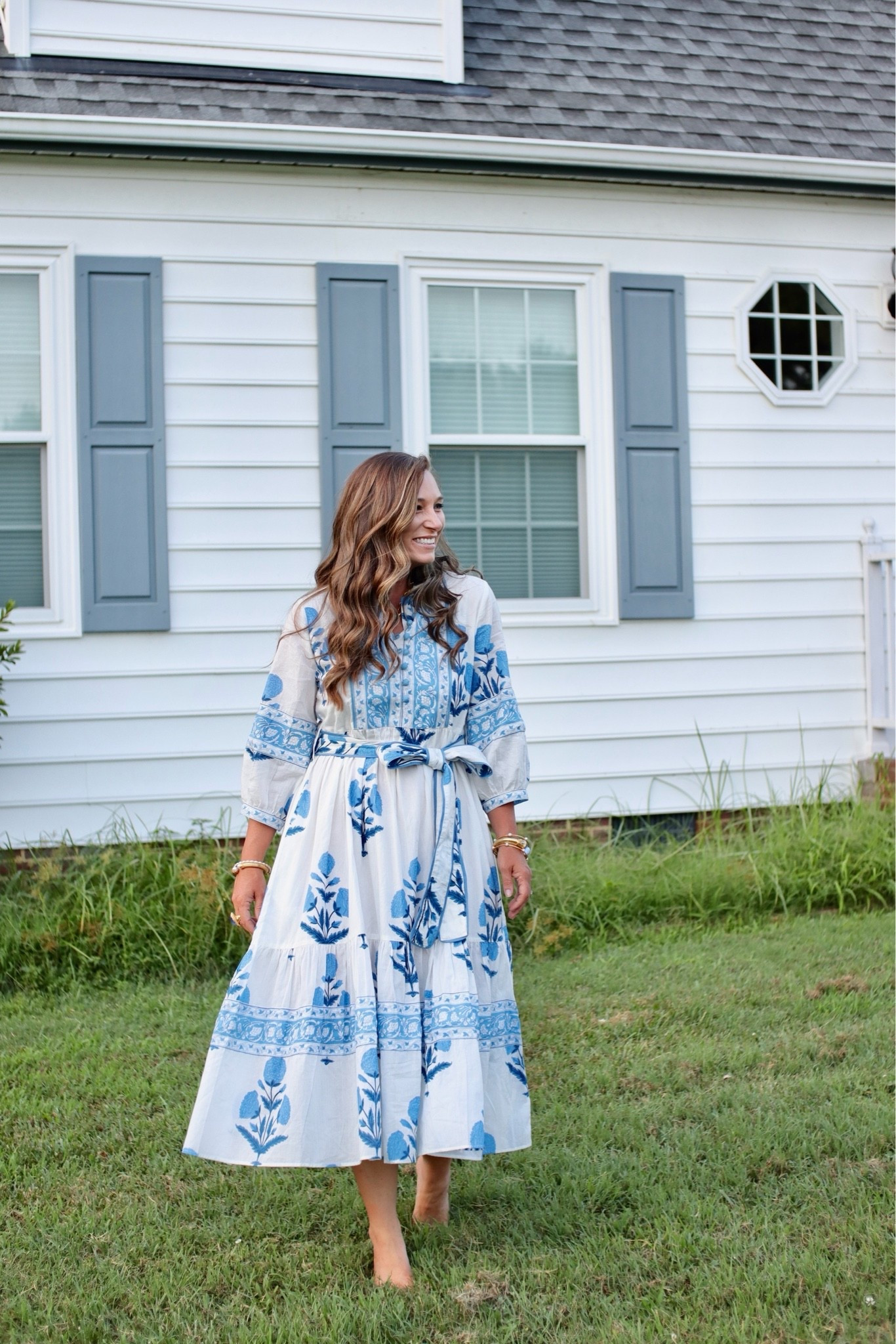 “ I want a White House with blue shudders” easy breezy summer dresses with sleeves

#LTKootd #LTKSeasonal #LTKSaleAlert
