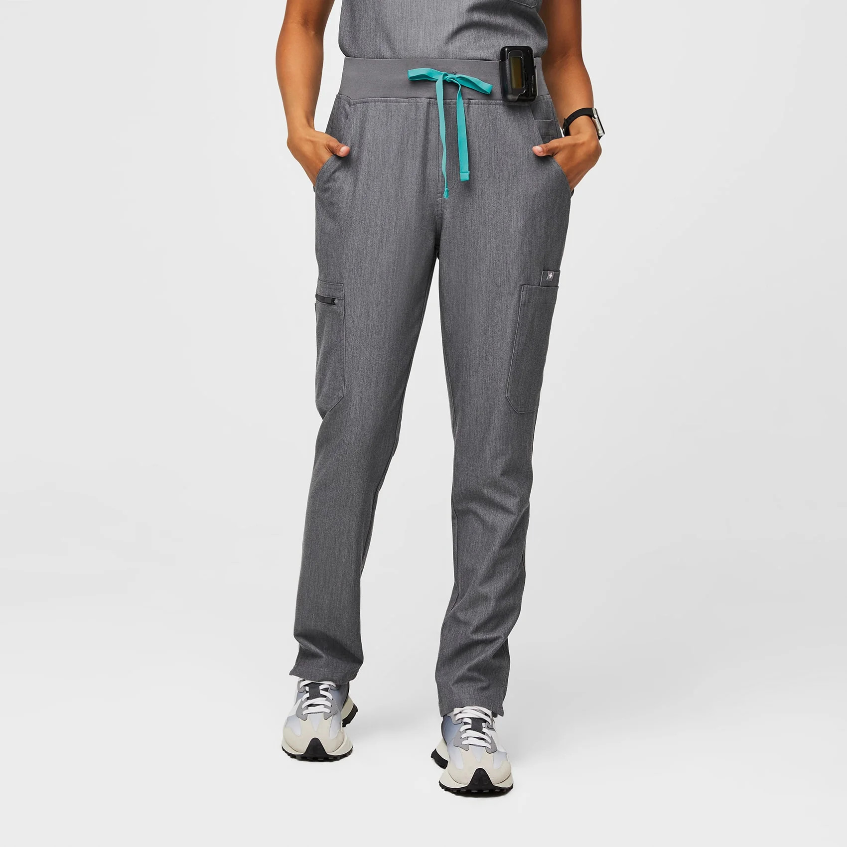 Women’s High Waisted Yola Skinny Scrub Pants™ - Graphite · FIGS | FIGS