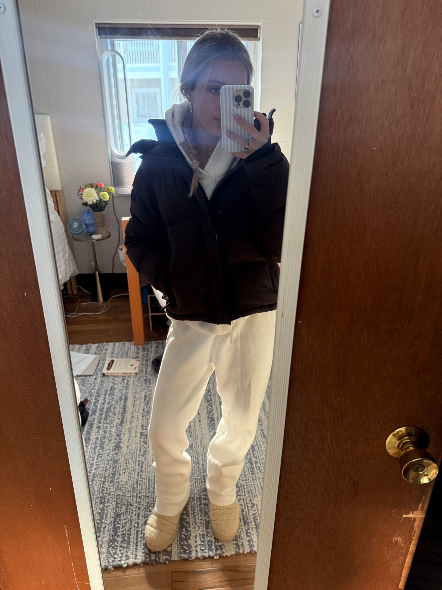 Boots - 8
Pants - small
Hoodie - xs
Jacket - med

#LTKdayinmylife #LTKootd #LTKgrwm