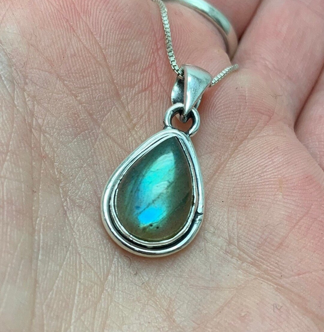 Plain Teardrop Labradorite Sterling Silver Pendant, Crystal 925 Jewelry, Third Eye Chakra, Spirit... | Etsy (US)