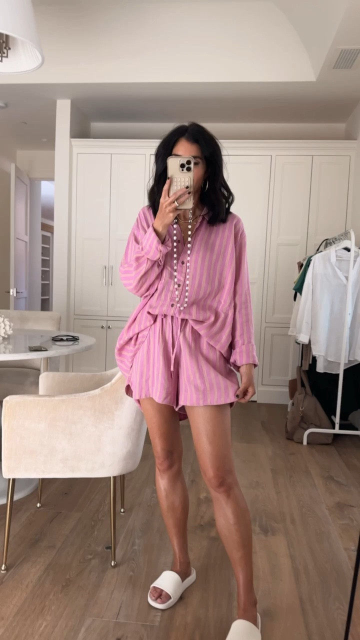 I'm just shy of 5-7" wearing the size XI top for more of an oversized fit and size small shorts from target! Love this set for spring #StylinByAylin #Aylin

#LTKSeasonal #LTKStyleTip #LTKVideo