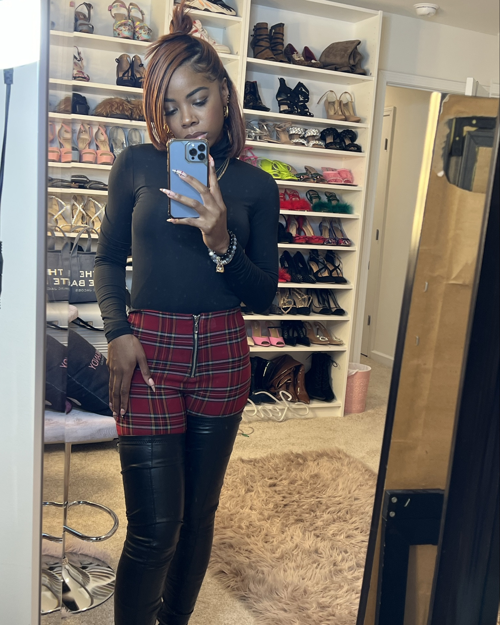 The boots are coming with me 😍




#LTKSeasonal #LTKFallSale #LTKStyleTip