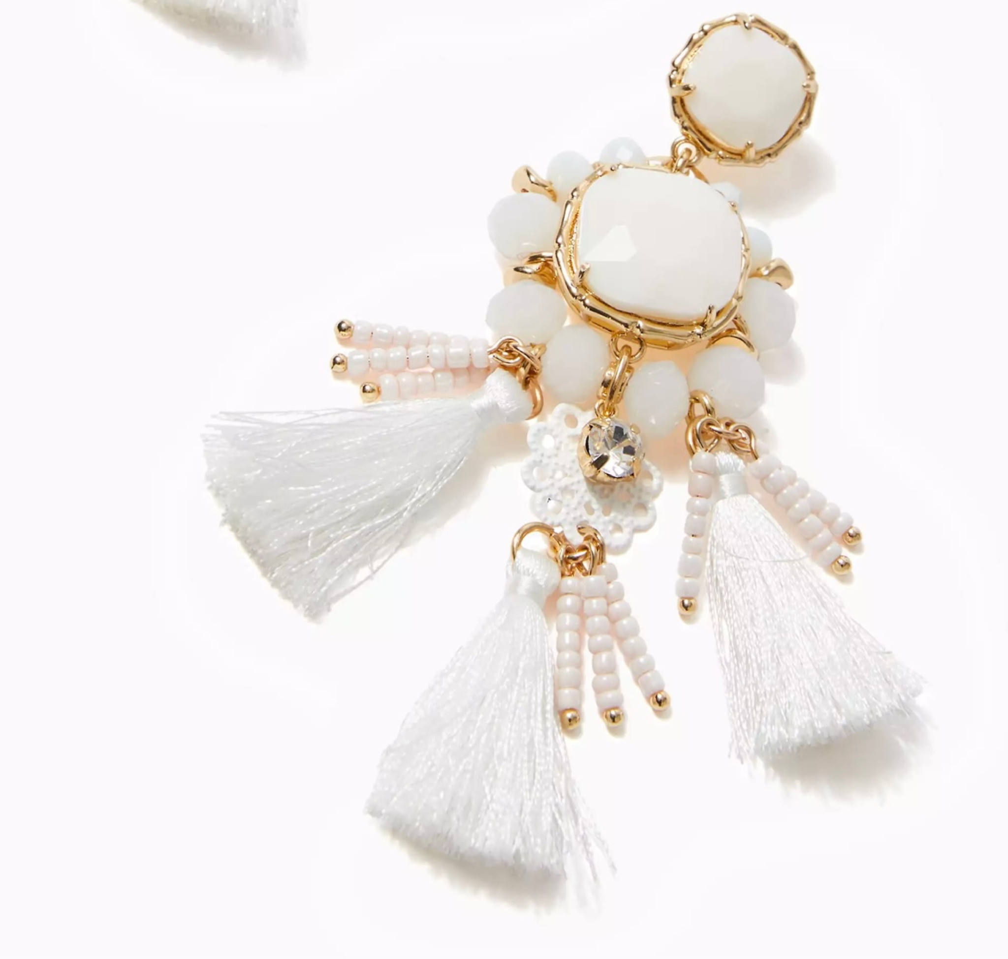 earrings, chandelier earrings, white, gold, statement earrings, summer earrings, lilly pulitzer, jacinta devlin, styledbyjacinta 

#LTKstyletip #LTKFind #LTKSeasonal