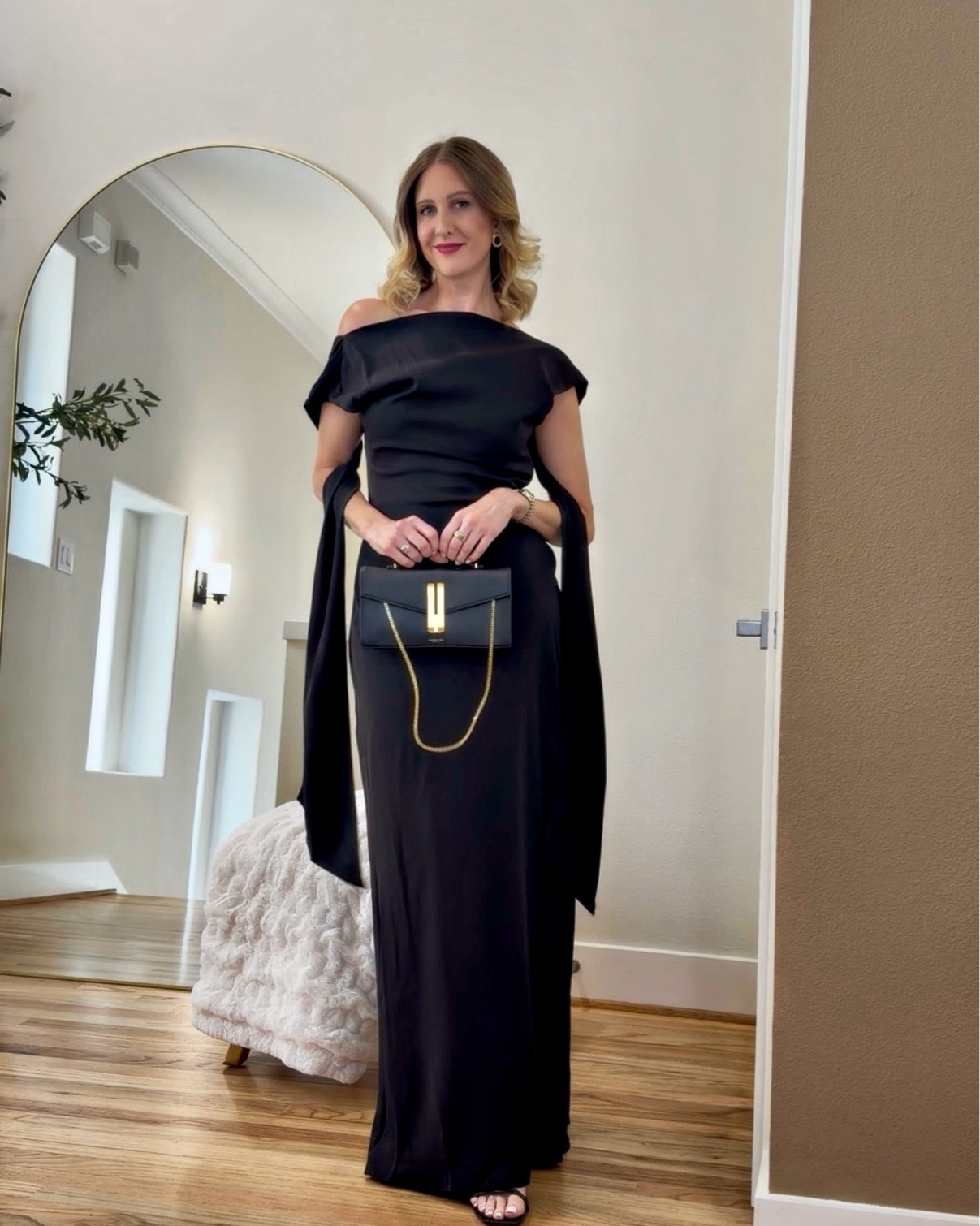 Have never felt more beautiful! I LOVE this dress. It’s very long for my tall girls - got a medium and loved the fit. Perfect for a black tie wedding

#LTKgrwm #LTKootd #LTKWedding