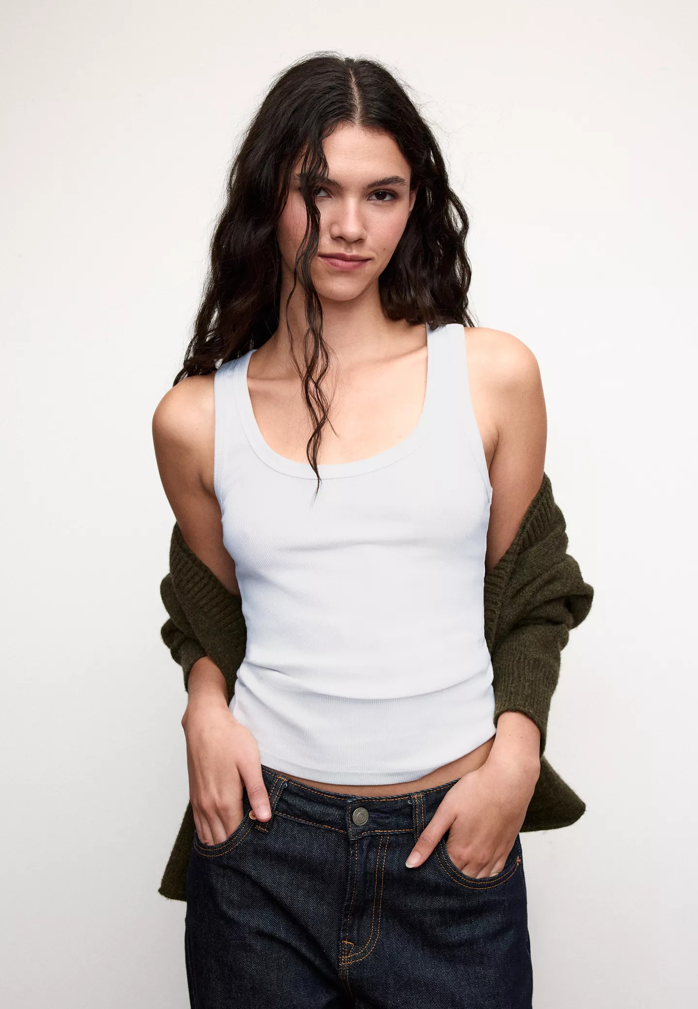 Basic strappy top - Women's T-shirts | Stradivarius United Kingdom | Stradivarius (UK)
