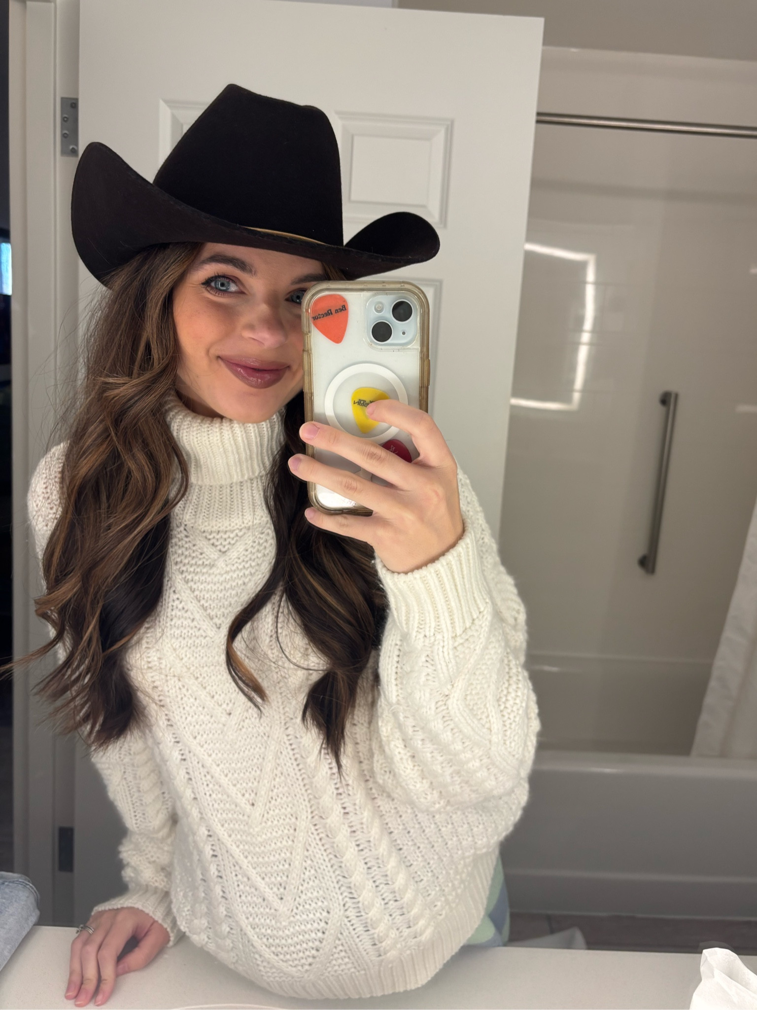 Ootd for dolly!! Thank you @dolly_musical @dollyparton @ctkenterprises for having us out today!!

#LTKWatchNow #LTKFindsUnder50 #LTKBump