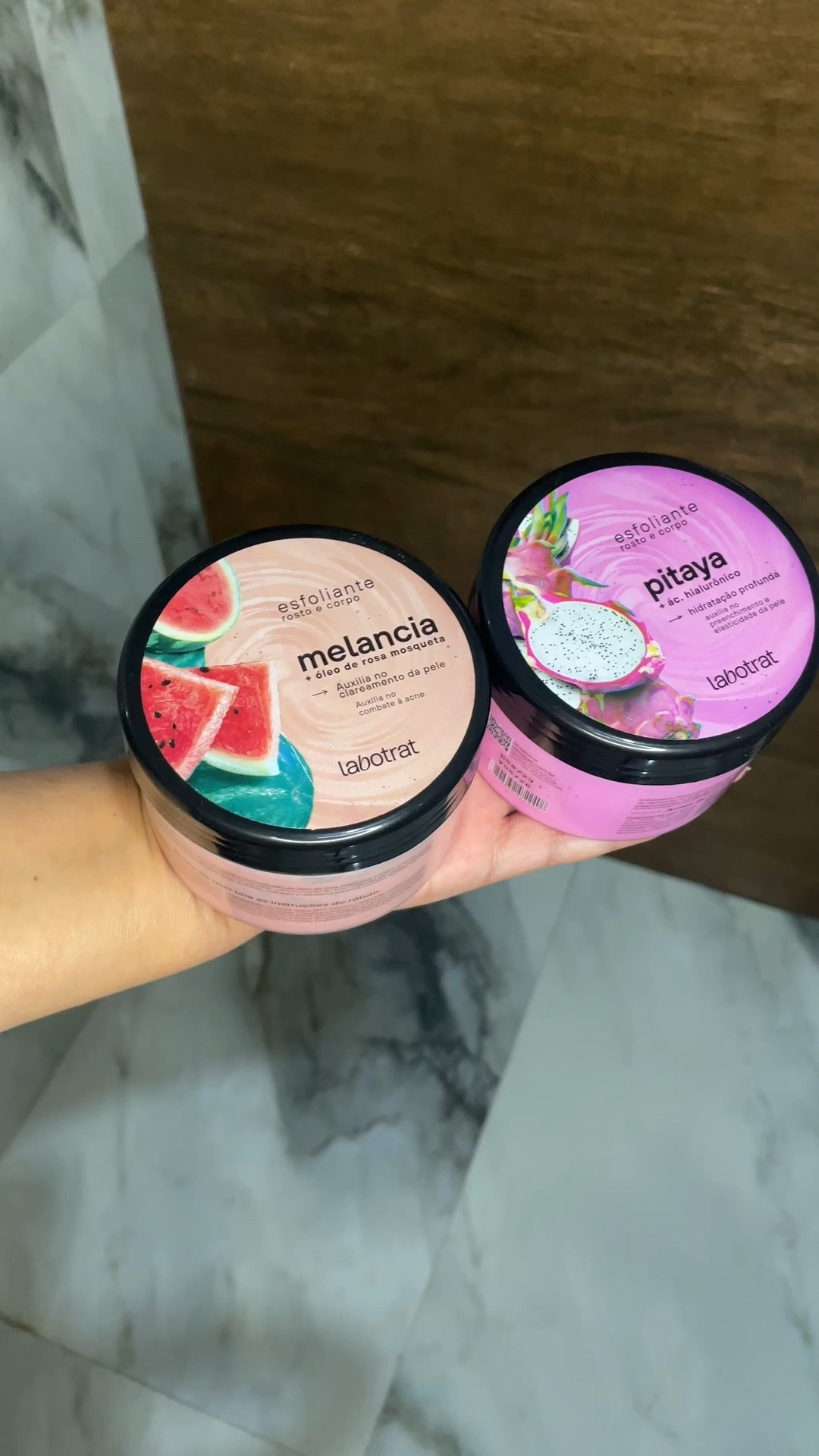 Estou APAIXONADA 😍 por esses esfoliantes !
Vocês PRECISAM experimentar, vão viciar nisso aqui! É SURREAL !
Comprei na Amazon, não paguei frete e recebi no dia seguinte 😉#LTKSale 

#LTKbeauty #LTKbrasil