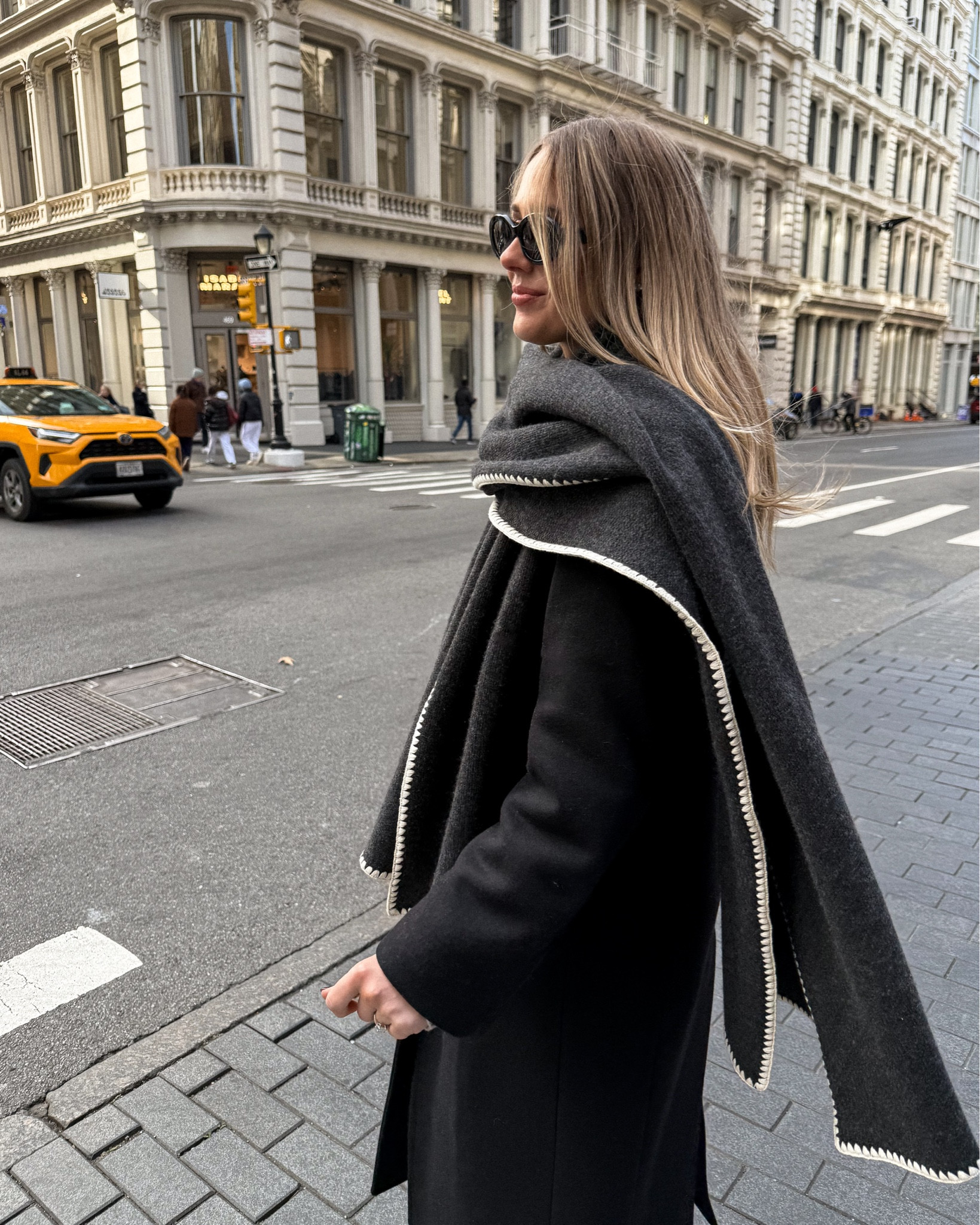 Fashion Jackson, New York outfit, fall outfit, winter outfit, street style 

#LTKStyleTip #LTKSeasonal #LTKOver40