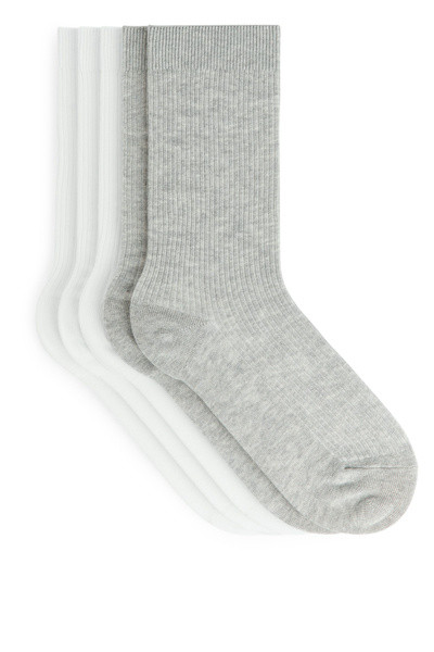 Gerippte Baumwollsocken im 5er-Pack – Weiß/Grau – ARKET AT | Arket EU