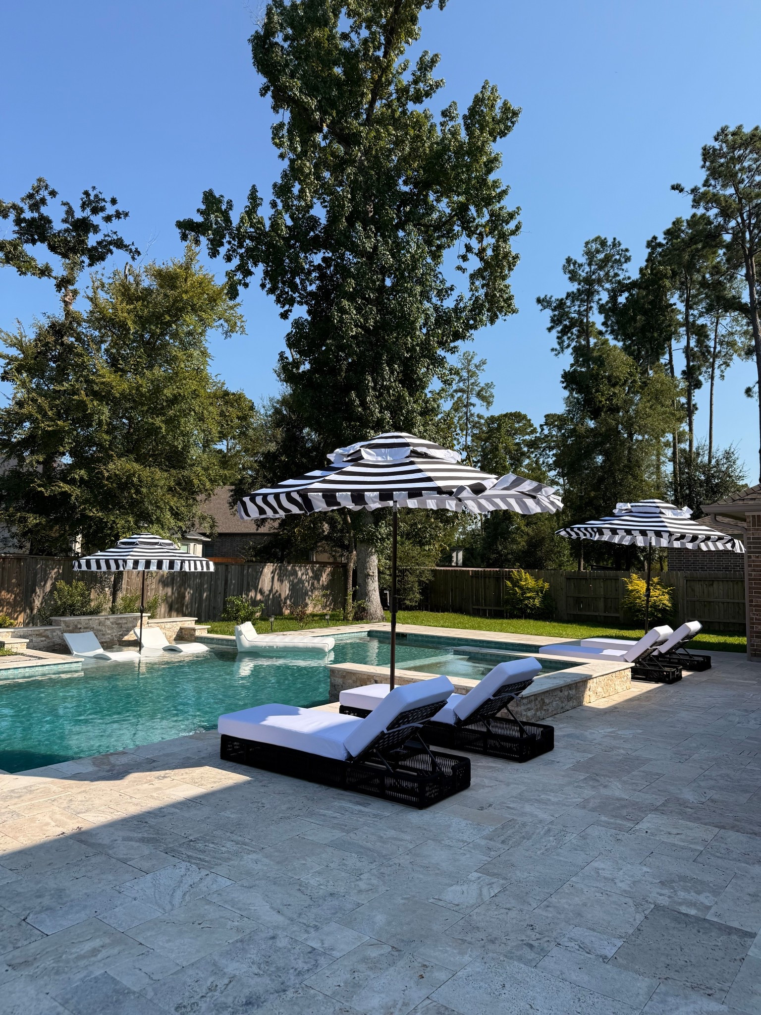 My outdoor furniture! 🏊‍♀️👙