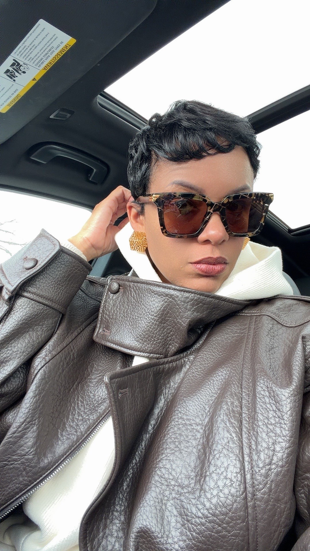 Love this viral jacket in brown 

#LTKSeasonal #LTKootd #LTKOver40