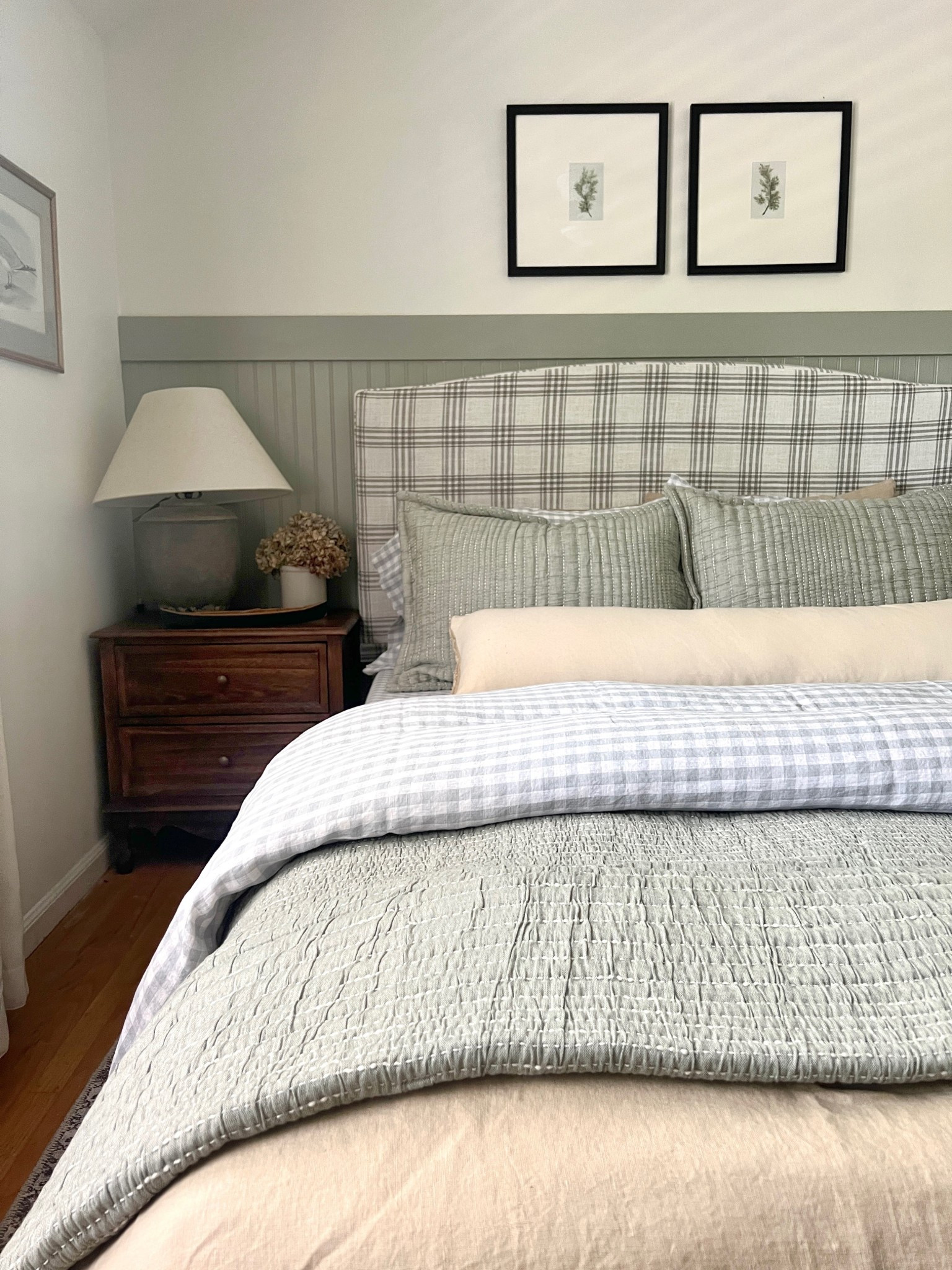 Guest bedroom/boy bedroom inspo! Classic plaid, gingham bedding, neutral, coastal charm, vintage modern, beadboard, quince linen loloi rug Amazon finds, citizenry

#LTKKids #LTKHome