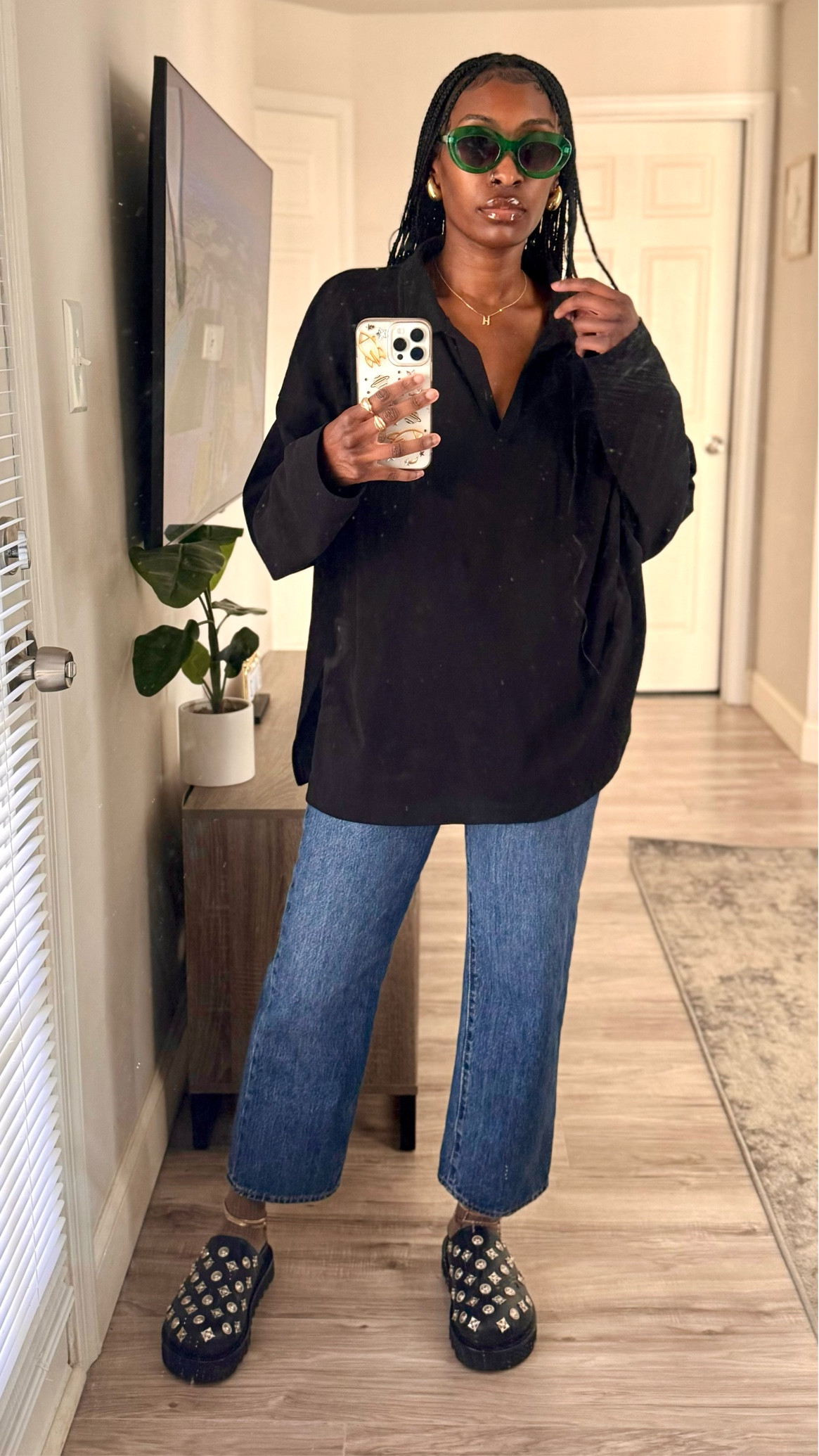 It isn’t officially Spring, but the weather says it is. Truly my time to shine in my favorite casual pieces that I would wear every single day if I could. I found these ribcage straight ankle jeans at Nordstrom Rack for only $27!! I love pairing them with different slides, like my Toga clogs I grabbed from Ssense a while back. And can’t forget my favorite collared tee by TopShop. So many different variations of this fit make it easy to put together with pieces from any store.

#LTKSeasonal #LTKfindsunder50 #LTKstyletip