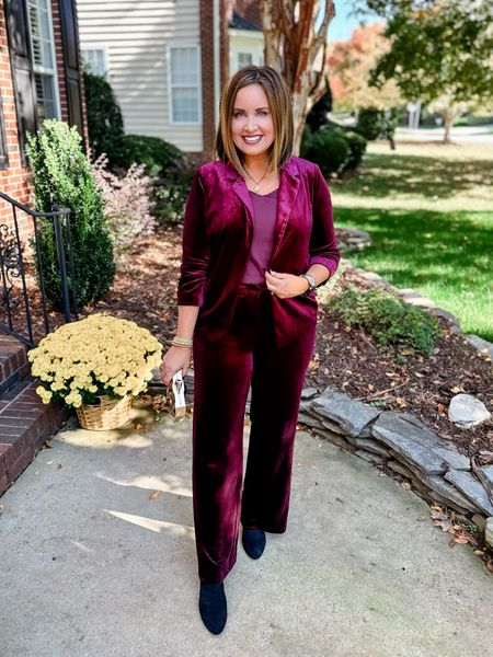 Avara Holiday Collection 
Use code LAURA15 to save 15% through Friday 11/3 at midnight 

Velvet blazer / cami - true to size 
Velvet pants - size up if in between sizes 

Also linked the pieces in other colors!

Velvet suit / Christmas party outfit / holiday party outfit 



#LTKparties #LTKHoliday #LTKstyletip