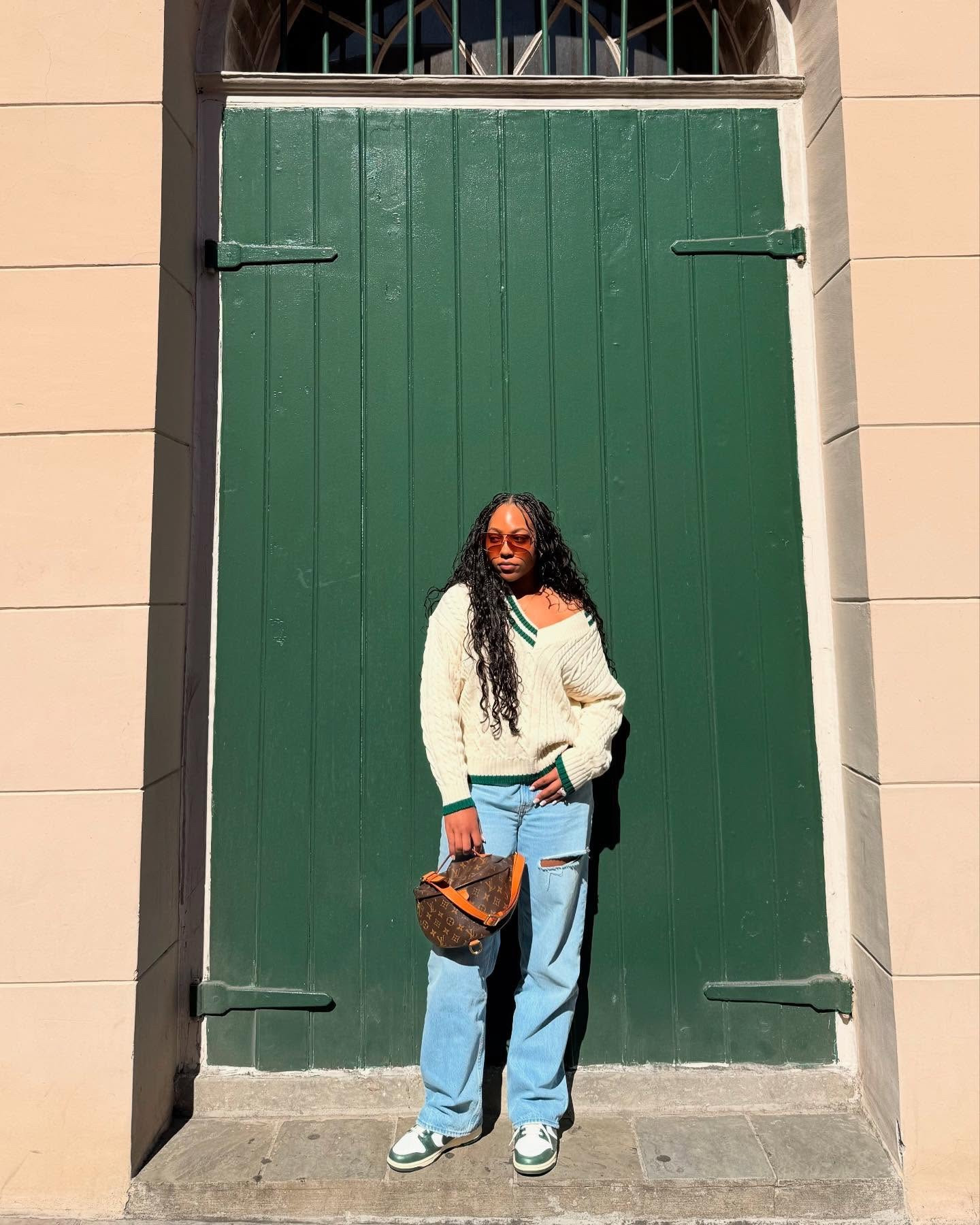 29 ✨ | the end of an era

Sweater (Size Small) - Zara
Jeans (Size 28) - Abercrombie & Fitch (sold out linked similar/popular fit from Zara)
Sneakers (Women’s Size 8.5) - Nike Dunks
Bag - LV Bumbag


#LTKFindsUnder100 #LTKStyleTip #LTKShoeCrush