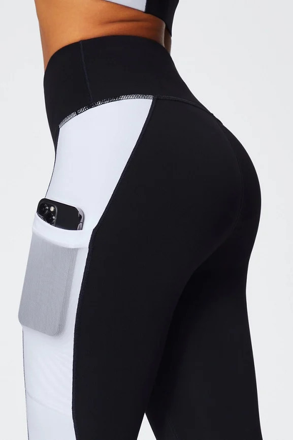 Compel 2-Piece Outfit | Fabletics - North America