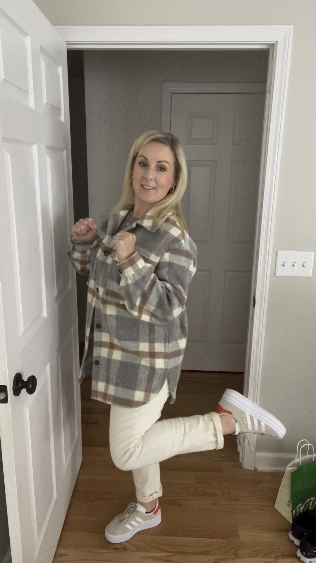 Shopping my closet for a cute fall fit! I love these Madewell Perfect Vintage jeans in canvas for fall. 

#LTKover40 #LTKmidsize #LTKSeasonal