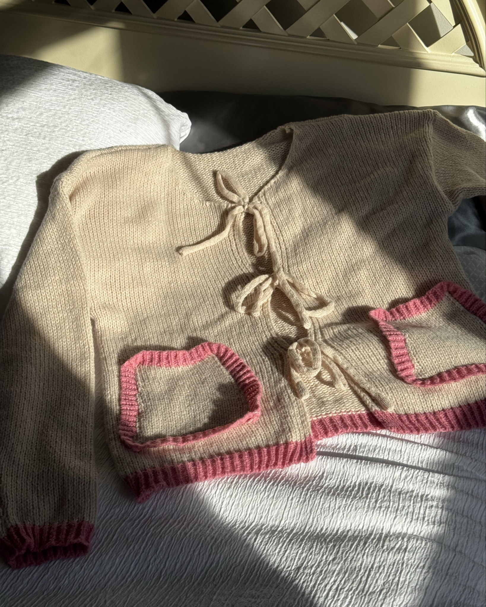 Pink galentines day sweater 🎀💅🏼💗

#LTKSeasonal #LTKGiftGuide