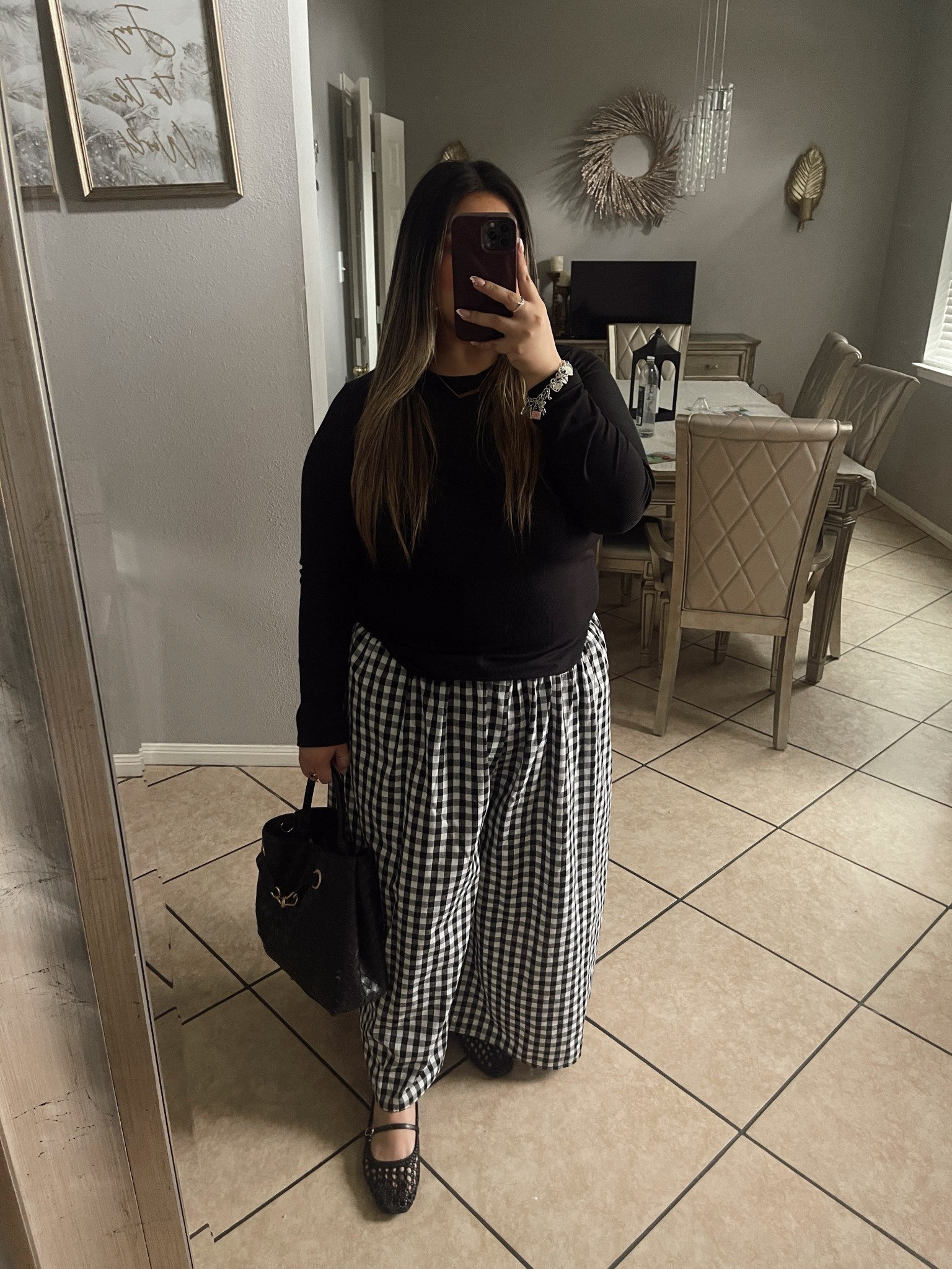 my favorite pants 🖤


#LTKootd #LTKMidsize #LTKPlusSize