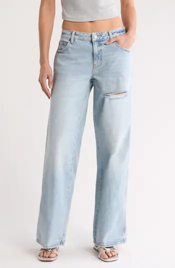 PacSun Vista Low Rise Ripped Baggy Wide Leg Jeans in Light Wash at Nordstrom Rack, Size 23 | Nordstrom Rack