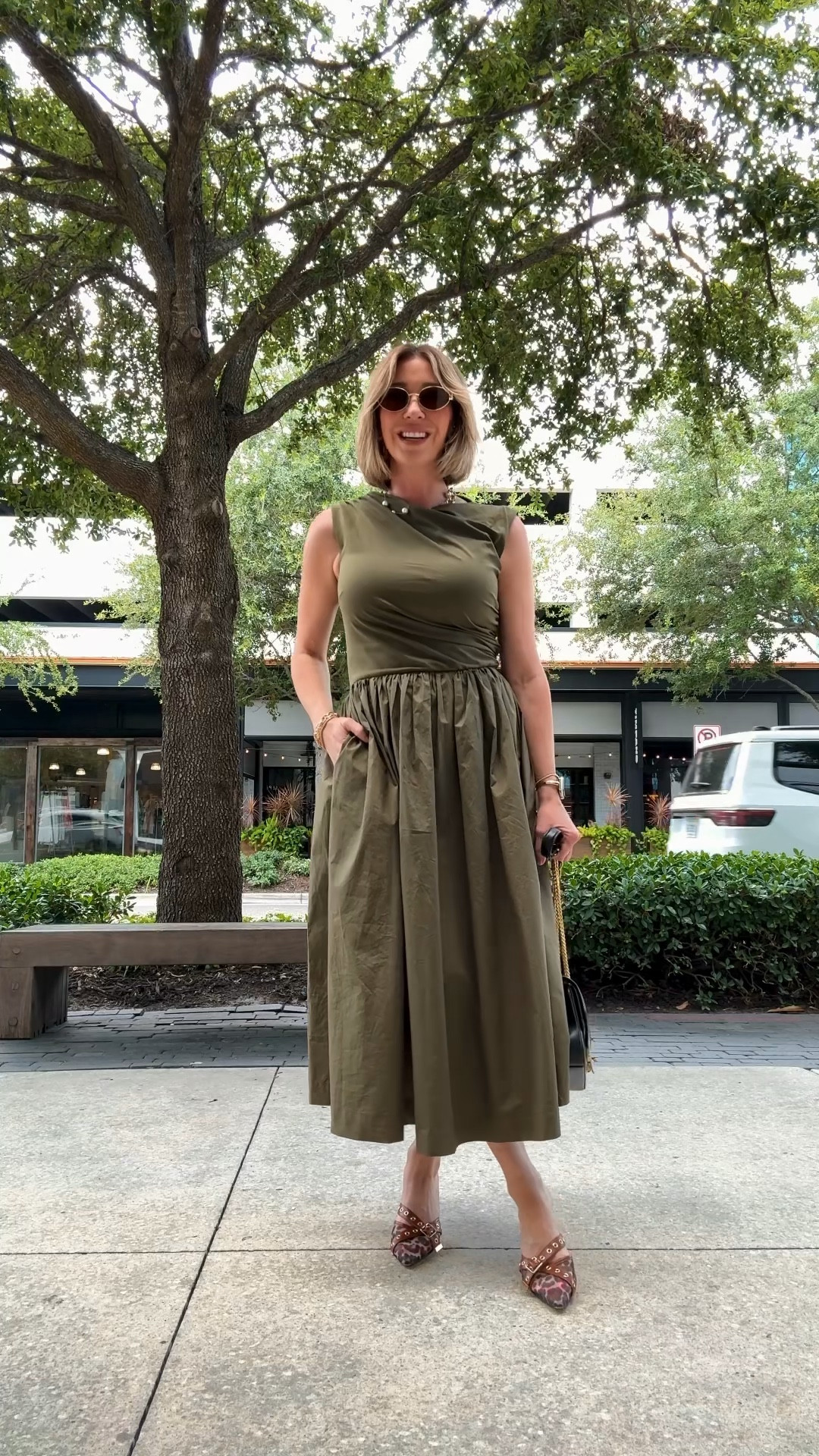 Wearing a medium

#LTKStyleTip #LTKWorkwear #LTKOver40