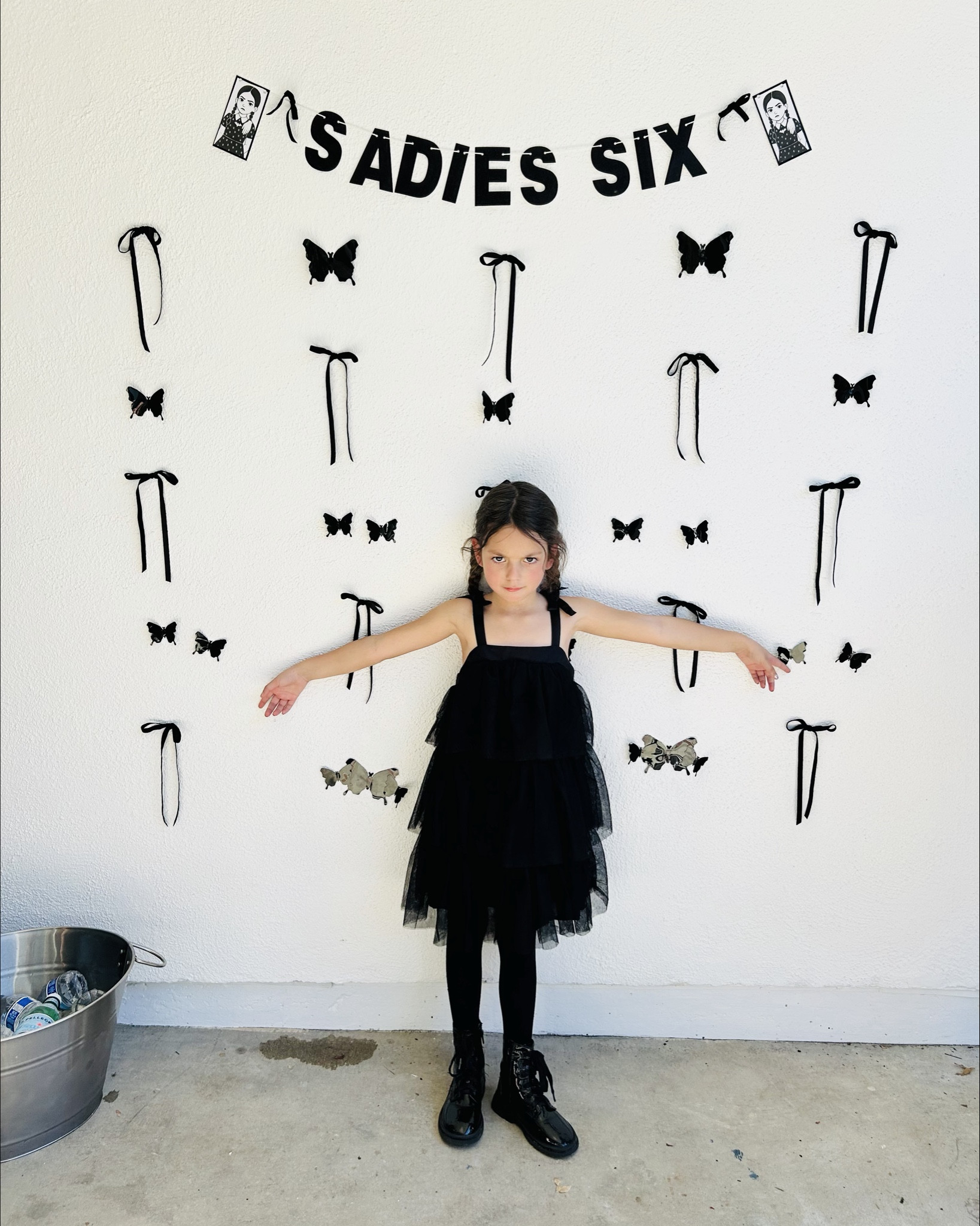 Wednesday Addams 6th birthday party 🕷️🖤

#LTKmomlife #LTKKids