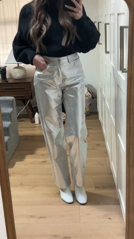 H&M metallic pants! Super comfy 💕💕

#LTKstyletip #LTKunder50 #LTKHoliday