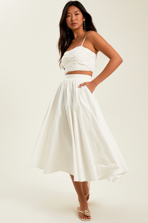 Juliet Poplin Midi Skirt in White | Altar'd State | Altar'd State