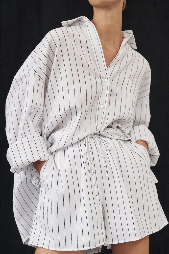 OLLIE WHITE STRIPE SHORT | DISSH