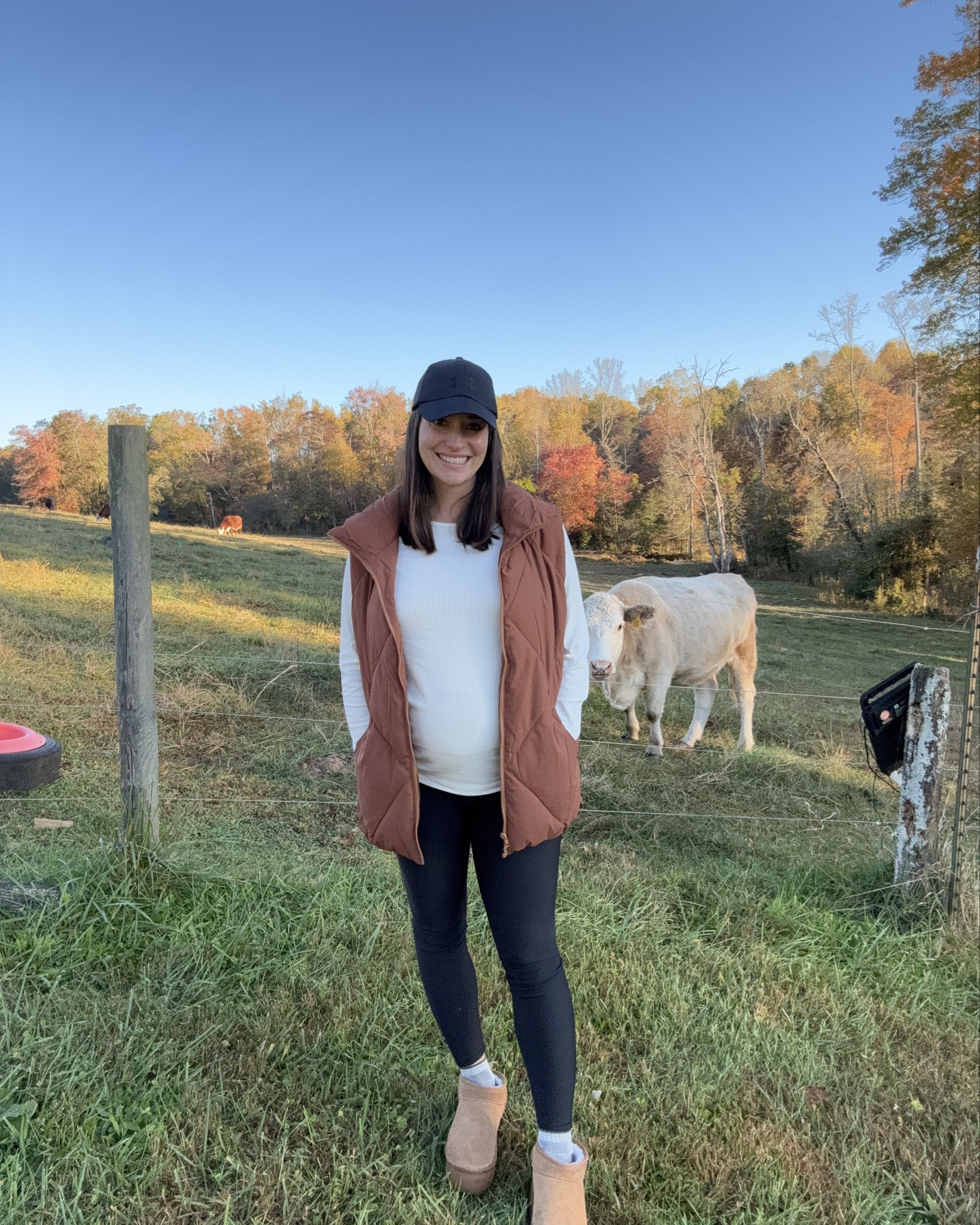 Comfy neutral Fall outfit! Brown puffer vest, ribbed long sleeve shirt, high-waisted fleece-lined leggings, and platform dupe Uggs… all from Amazon!

#LTKBump