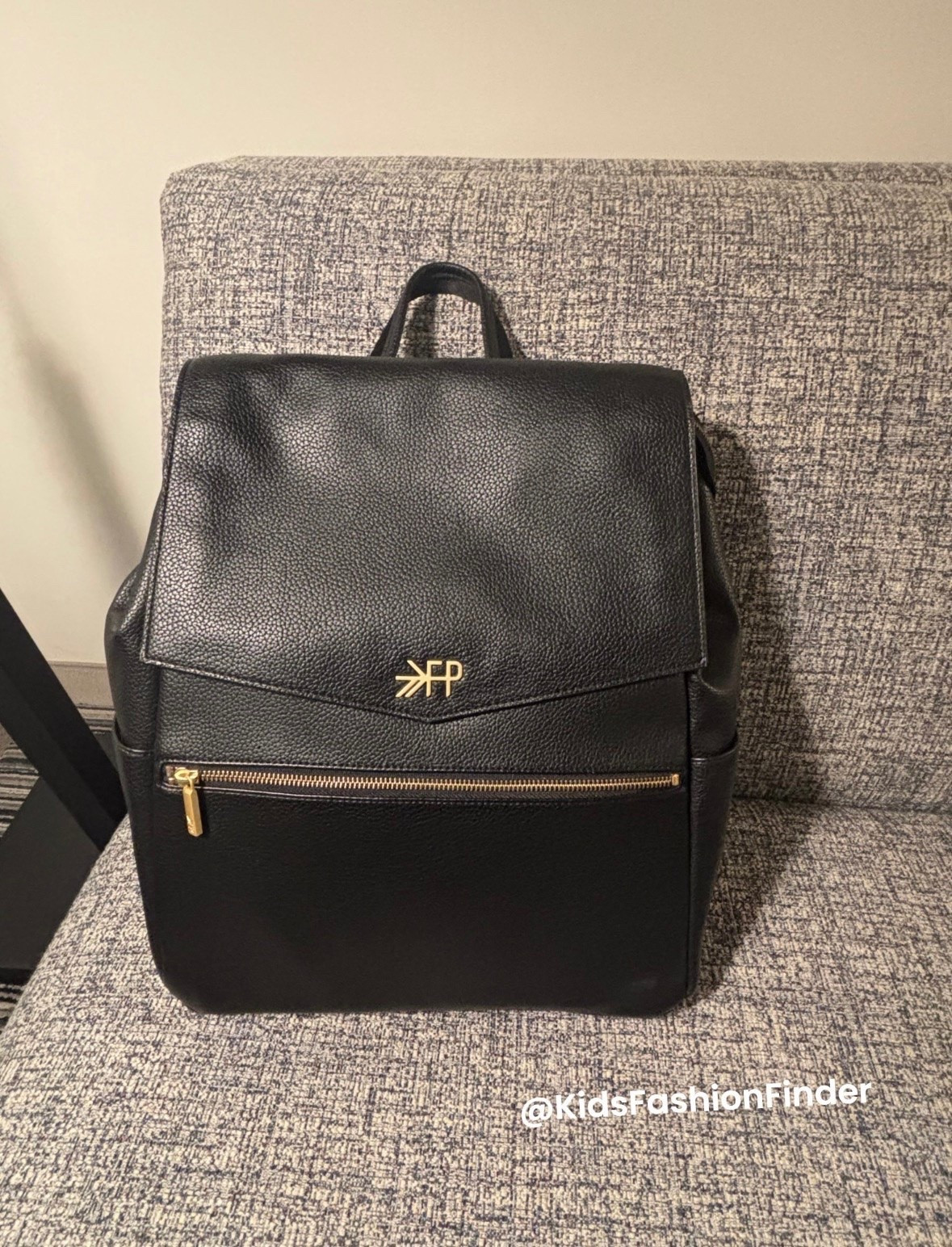 👜✨ Stylish + functional diaper bag!
So spacious with tons of pockets — everything has its place 🙌

From Freshly Picked — amazing quality that still looks brand new even after years of use 💛

#DiaperBag #MomEssentials #OnTheGoMom #BabyMustHaves
#FreshlyPicked #ParentingLife #MomApproved #LTKFamily

#LTKBaby #LTKmomlife #LTKTravel