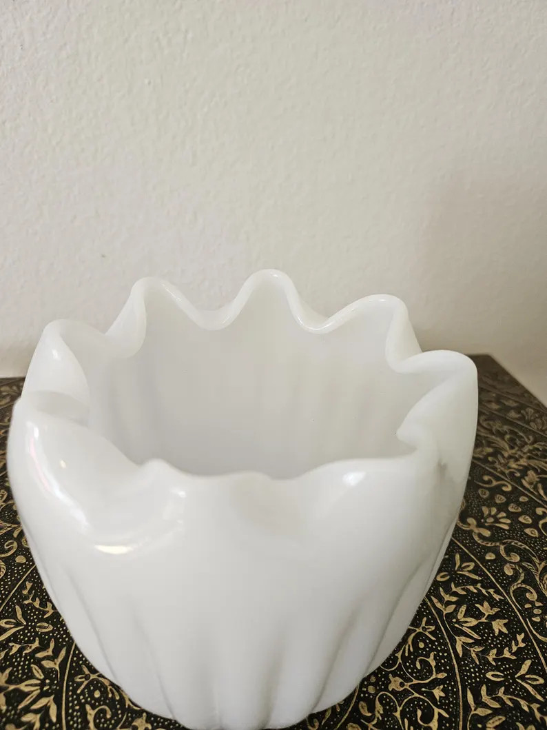 Vintage White Milk Glass Ribbed Vase: MCM Decor - Etsy | Etsy (US)
