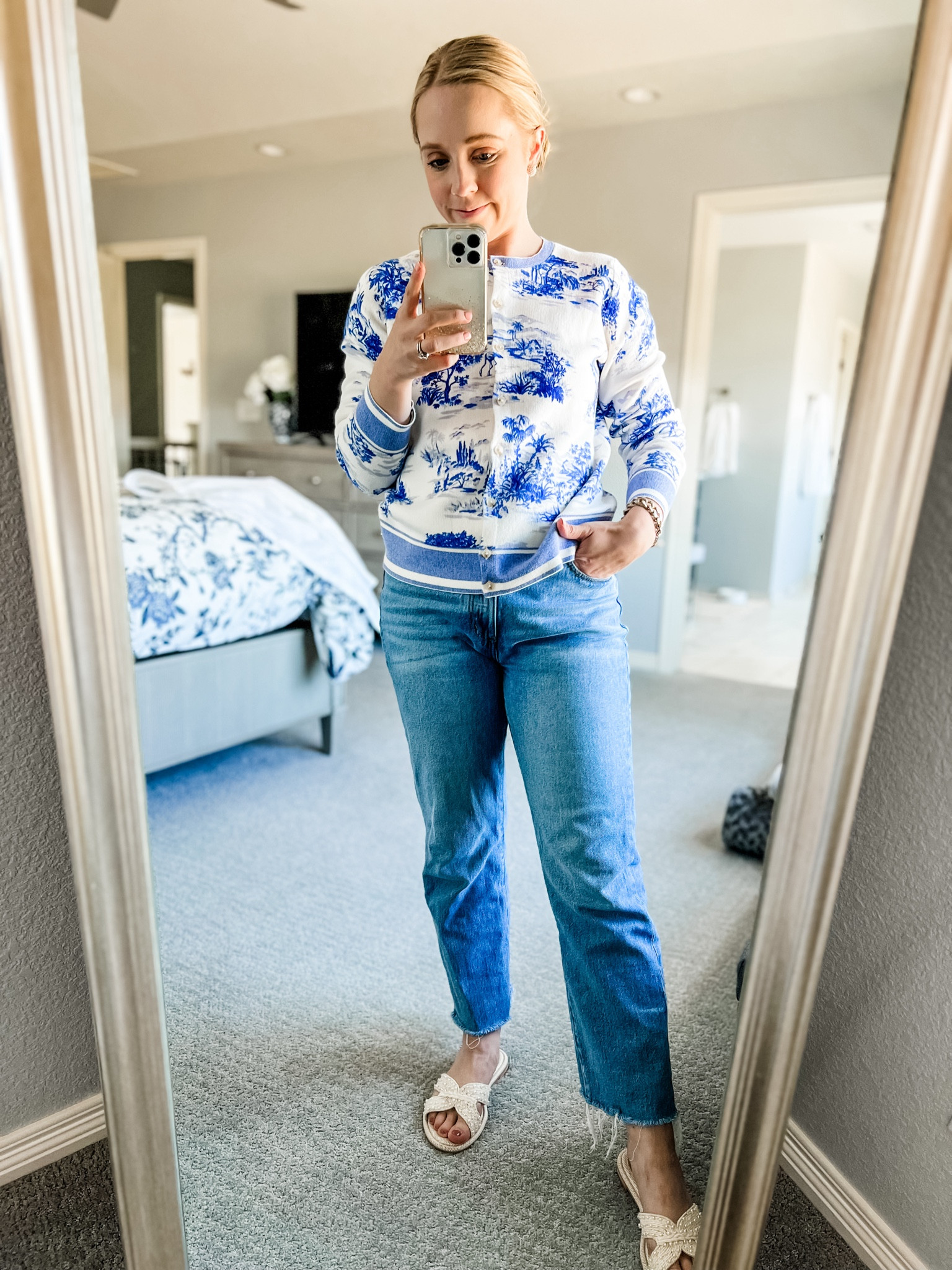 This blue and white cardigan is perfect for spring! Wearing xs and fits TTS. Spring outfit. Spring style. Petite outfit. Cardigan. Jeans. Mom outfit 

#LTKsalealert