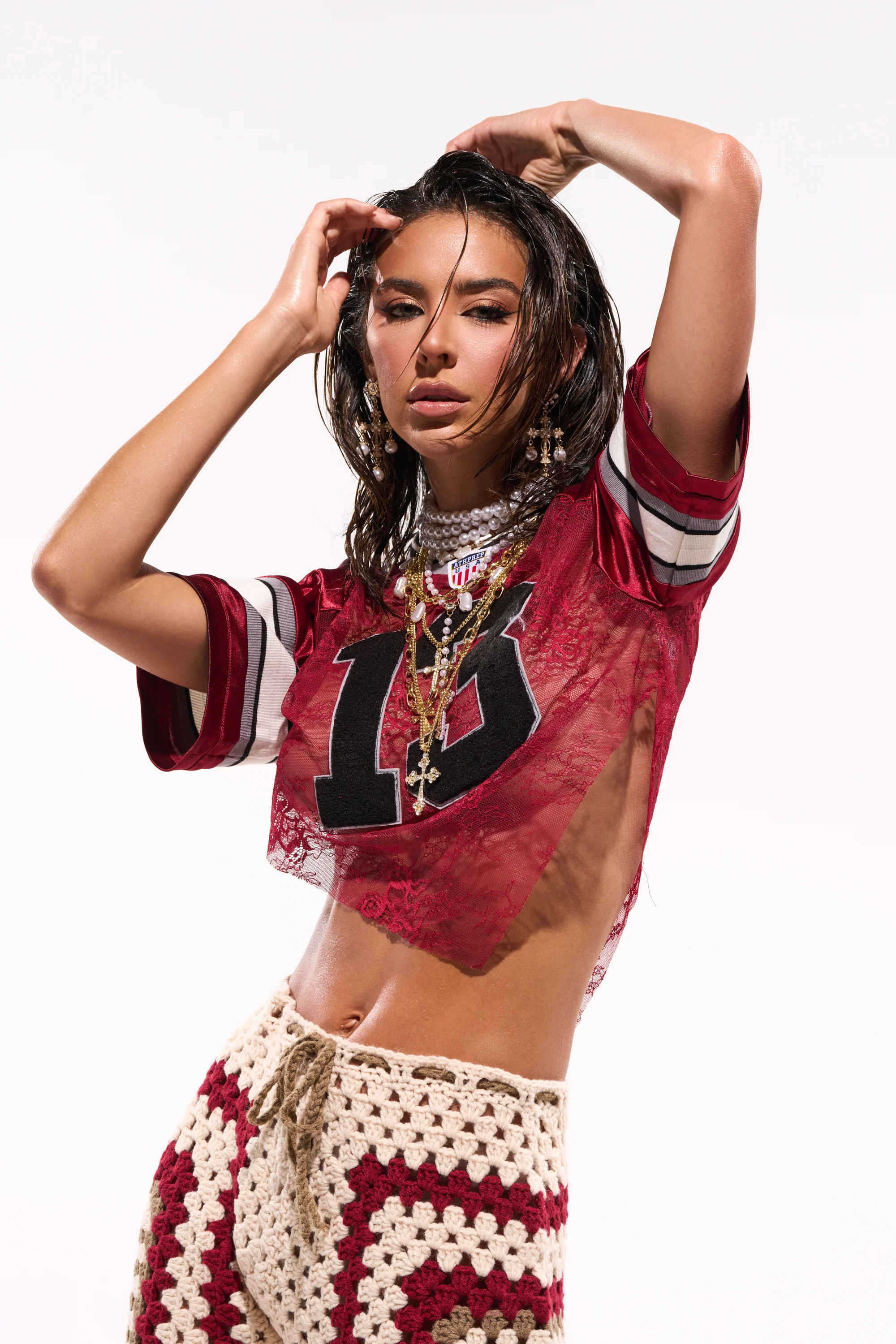 LUCKY LACE JERSEY TOP IN BURGUNDY | AKIRA