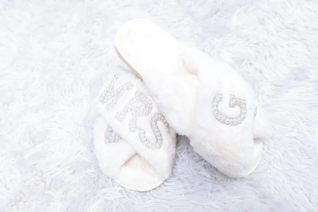 Bride Slippers Perfect Bride Gift Personalized Slippers Spa - Etsy | Etsy (US)