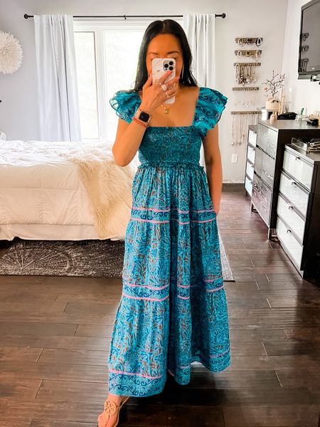 Check out this bold print maxi dress! It's a spring/summer wardrobe staple! This one is sold out but I'm linking a similar one.

#summerdress #springstyle #oufitidea #vacationoutfit

#LTKstyletip #LTKFind